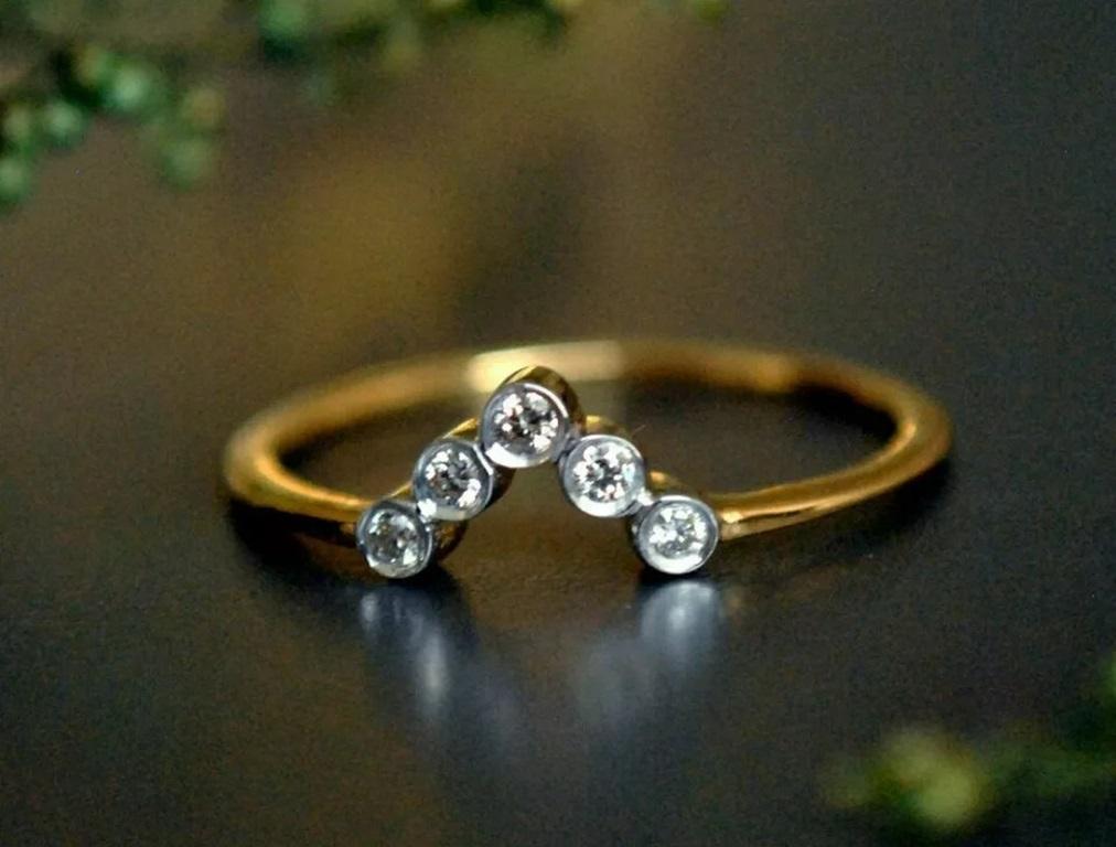 Bague Chevron en or massif 14k Diamant rond Cadeau d'anniversaire
Léger, il peut être porté tous les jours

Informations complémentaires :
Métal : Or jaune
Pierre principale : Diamant
Pierre secondaire : Diamant
Forme de la pierre principale :