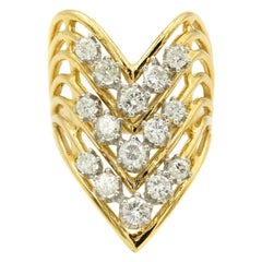 Bague en or jaune à chevrons géométriques « V » avec diamants