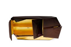 Buffet chocolat - Bois artisanal et laiton poli - Boca do Lobo