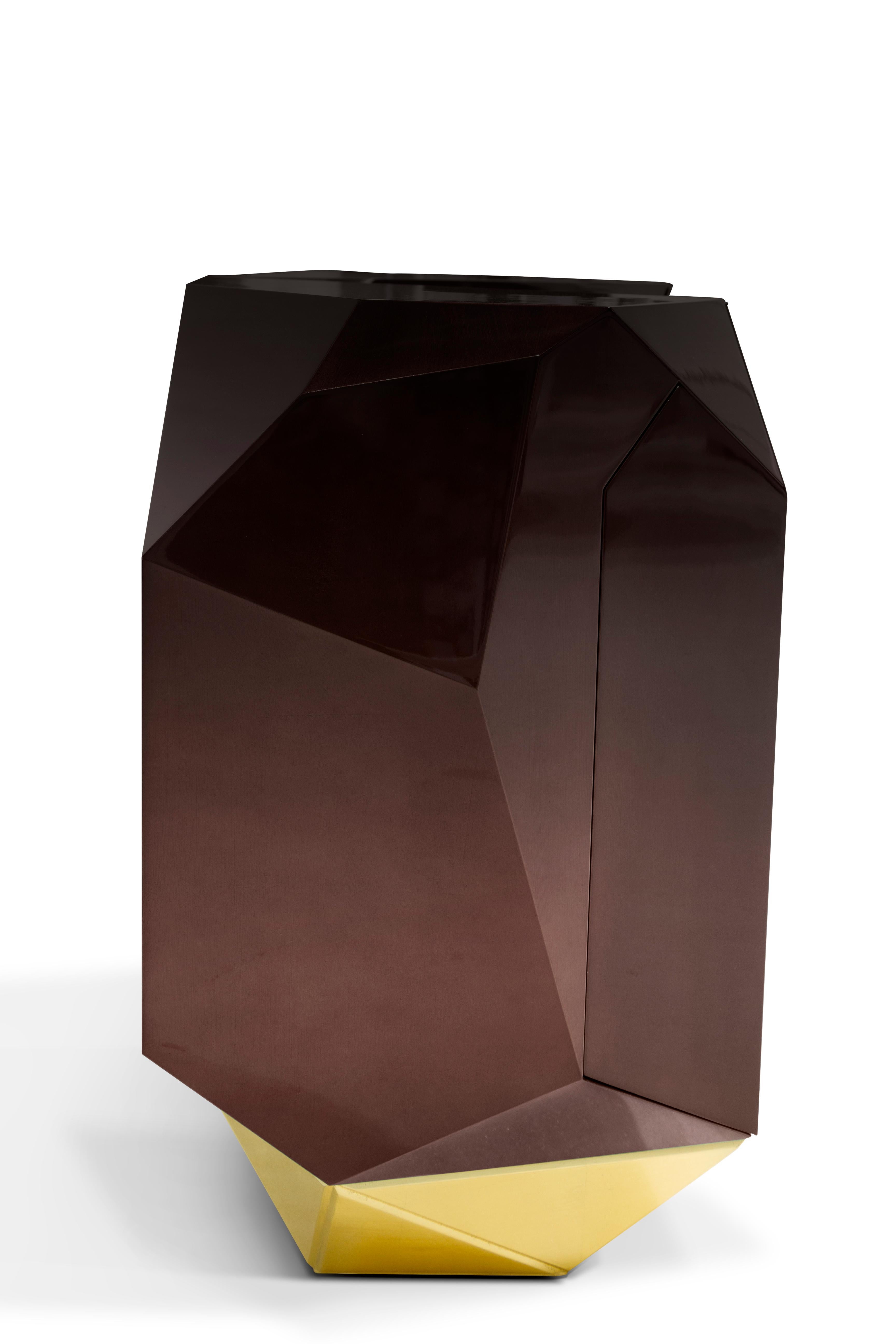 Buffet chocolat - Bois artisanal et laiton poli - Boca do Lobo Neuf - En vente à Rio Tinto, PT