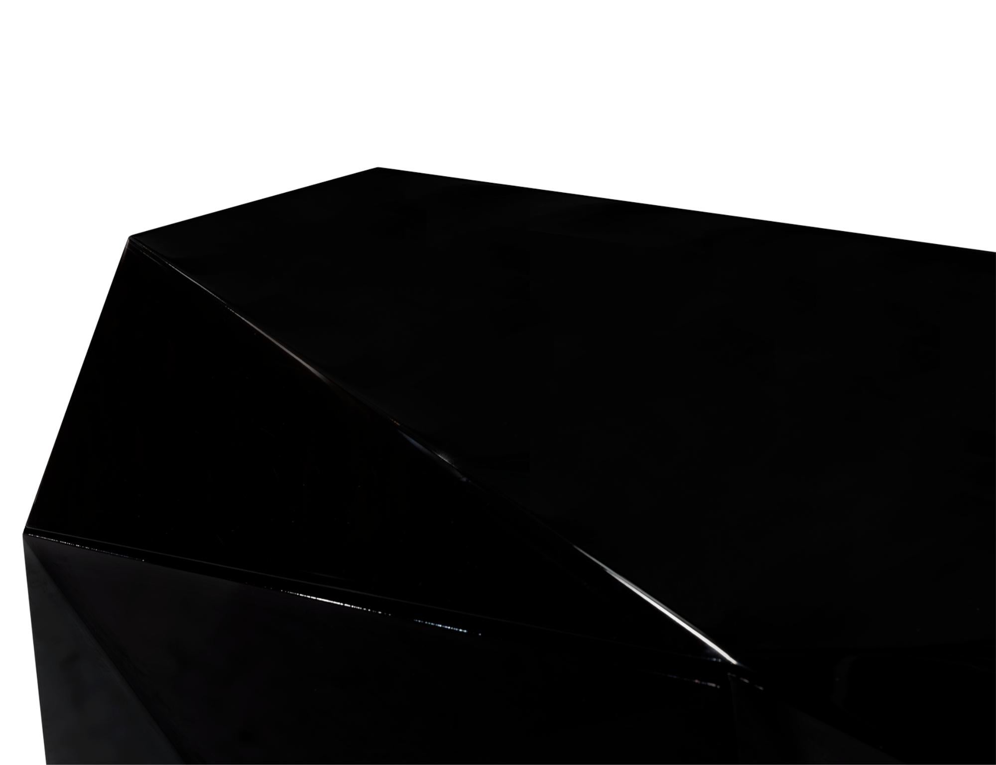 Diamant Schokoladen-Sideboard XL - Handgefertigtes Holz & Messing - Boca do Lobo im Zustand „Neu“ im Angebot in Rio Tinto, PT