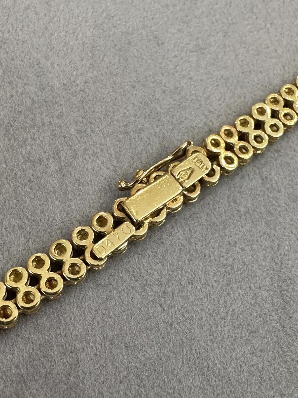 Collana girocollo con diamanti e pendenti in oro giallo 18 carati in vendita 1