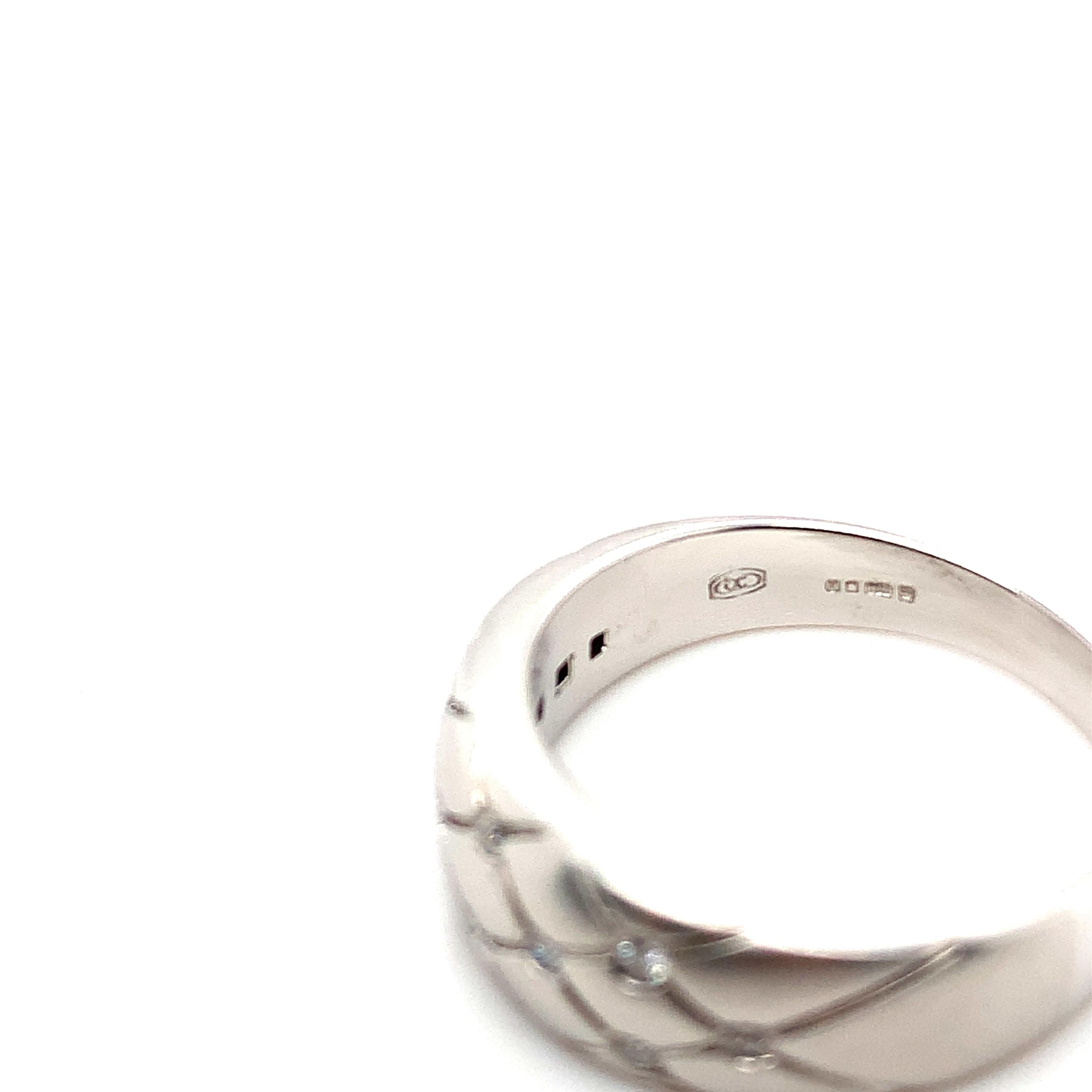 Diamond chunky matte engagement ring 18k white gold For Sale 2