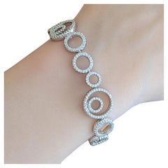 Bracciale con diamanti a cerchio A Link Peso totale 2,00 carati in oro bianco 18 carati