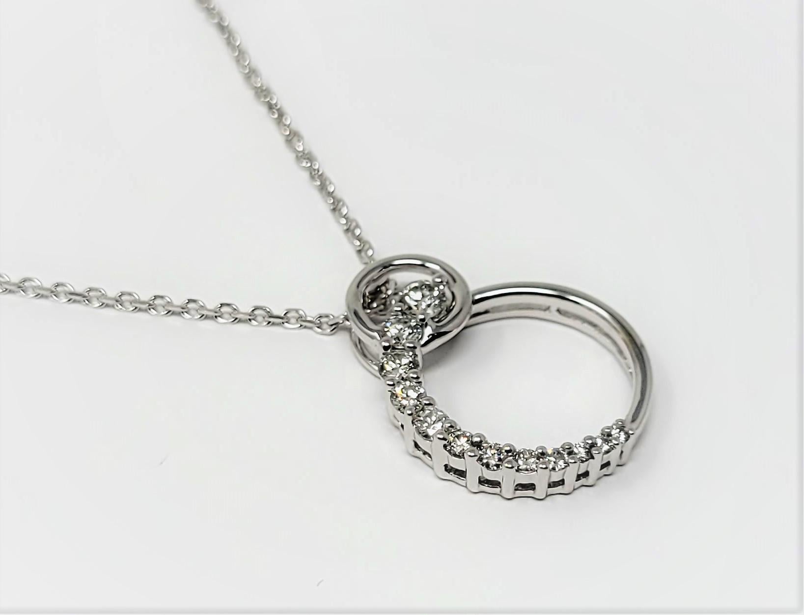 Round Cut Diamond Circle Pendant Necklace For Sale