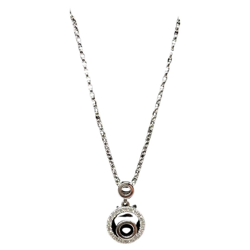 Diamond Circle Pendant Necklace in 14kt White Gold – 0.09ctw, 15.75in, Pre-Loved For Sale