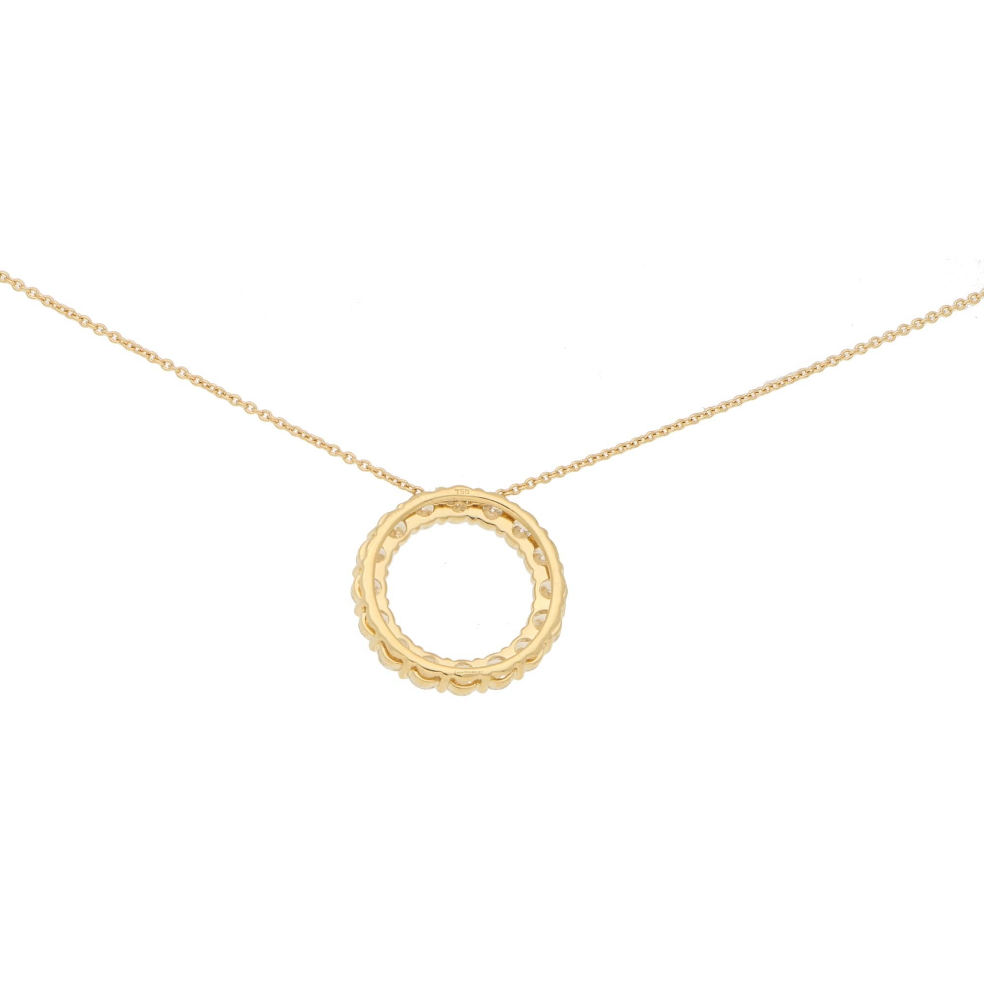 Round Cut Diamond Circle Pendant Necklace Set in 18 Karat Yellow Gold For Sale