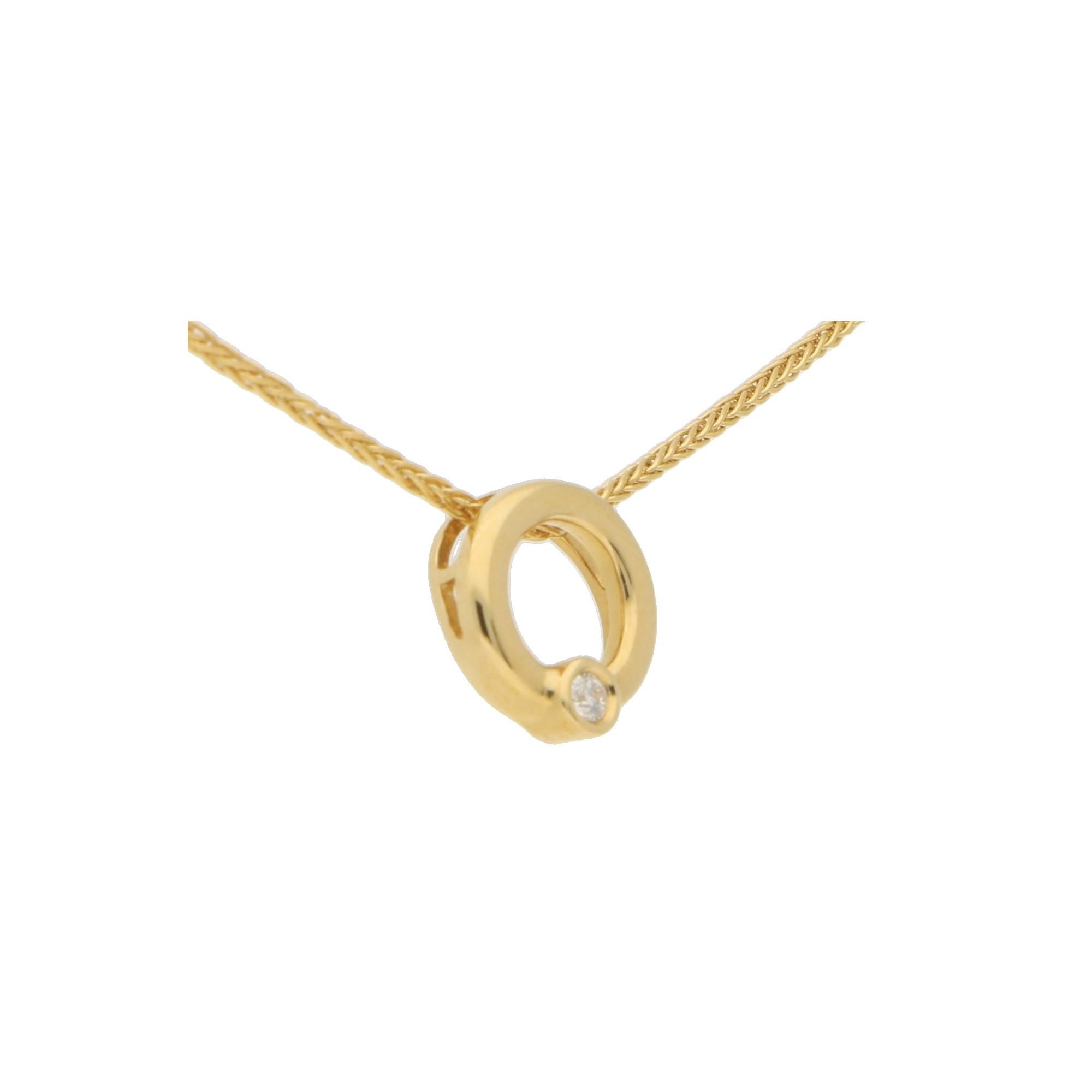 Collier de promesse en or jaune 18 carats avec cercles de diamants Bon état - En vente à London, GB