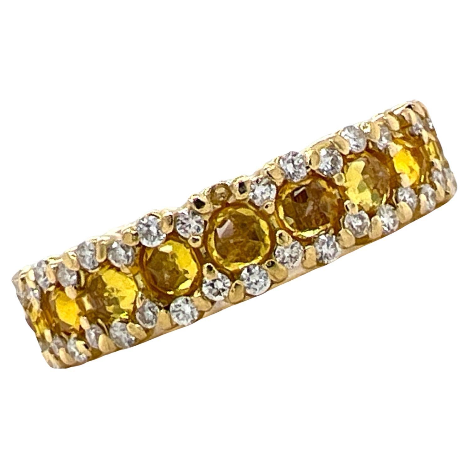 Eternity-Ehering aus 18 Karat Gelbgold mit Diamant und Citrin