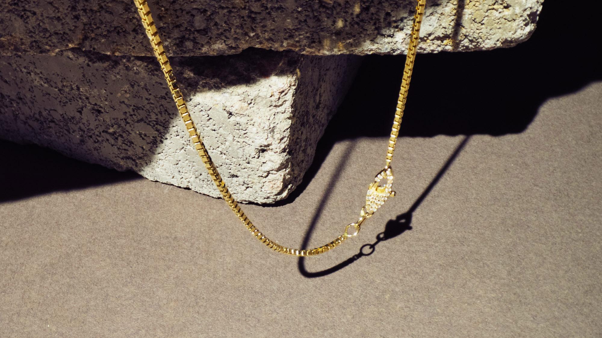 box clasp necklace