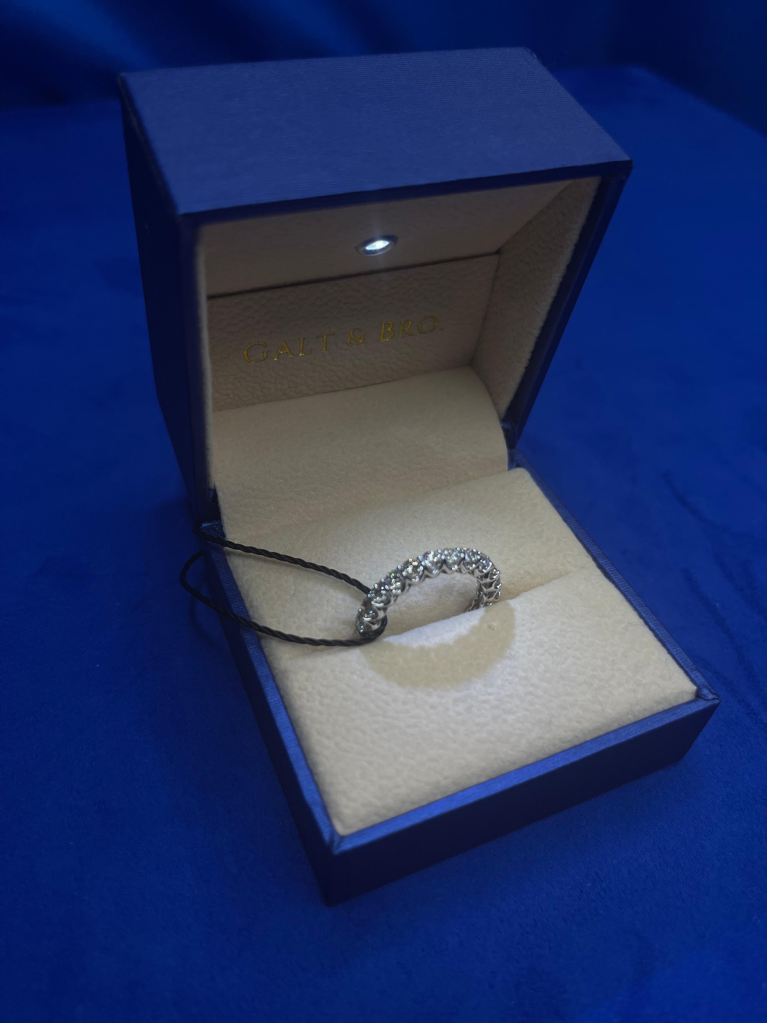Women's or Men's Diamond Classic Line Anniversary Wedding Eternity Band 14 Karat White Gold Ring For Sale