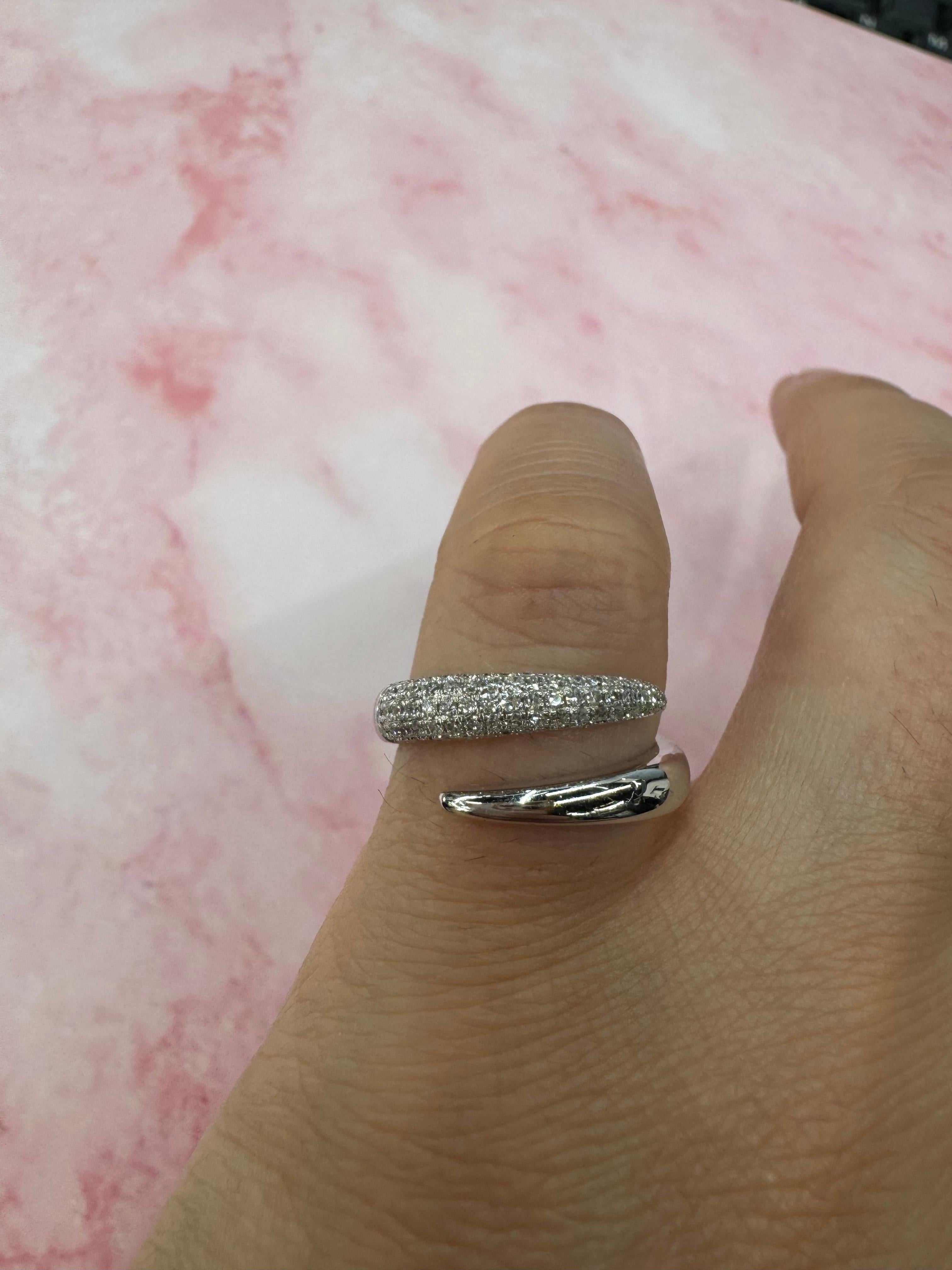 Diamant-Krallennagelring 0,36 Karat G SI1 14 Karat Weißgold 3,17 Gramm (Zeitgenössisch) im Angebot