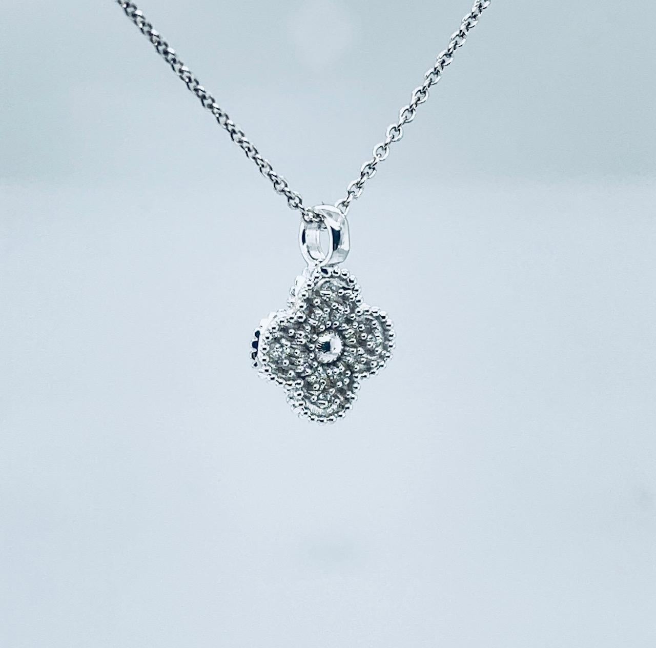 Diamond Clover Necklace in 18k White Gold set with 1/5 carat Diamonds In New Condition In Beverly Hills, CA