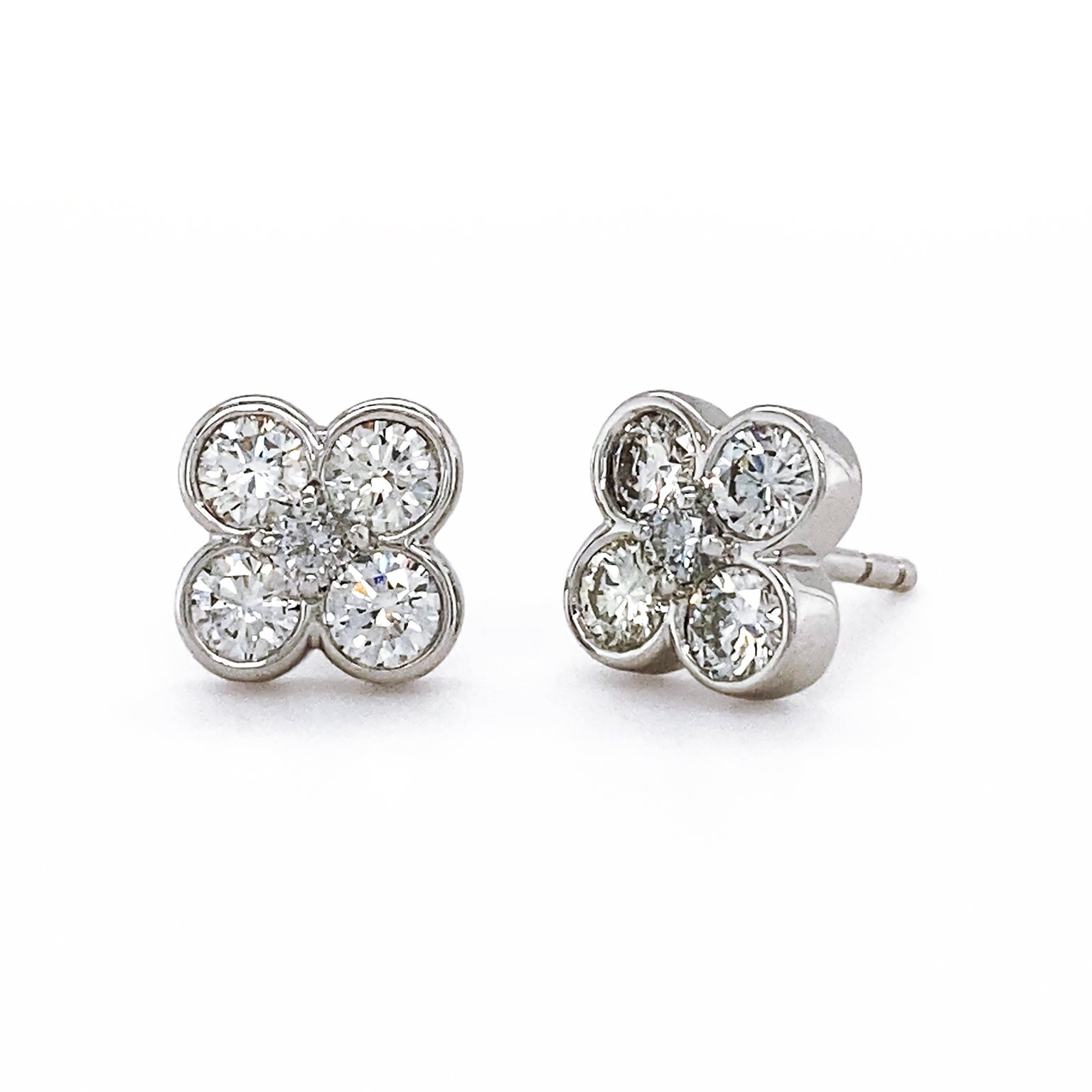 Diamond Clover 18K White Gold Earrings