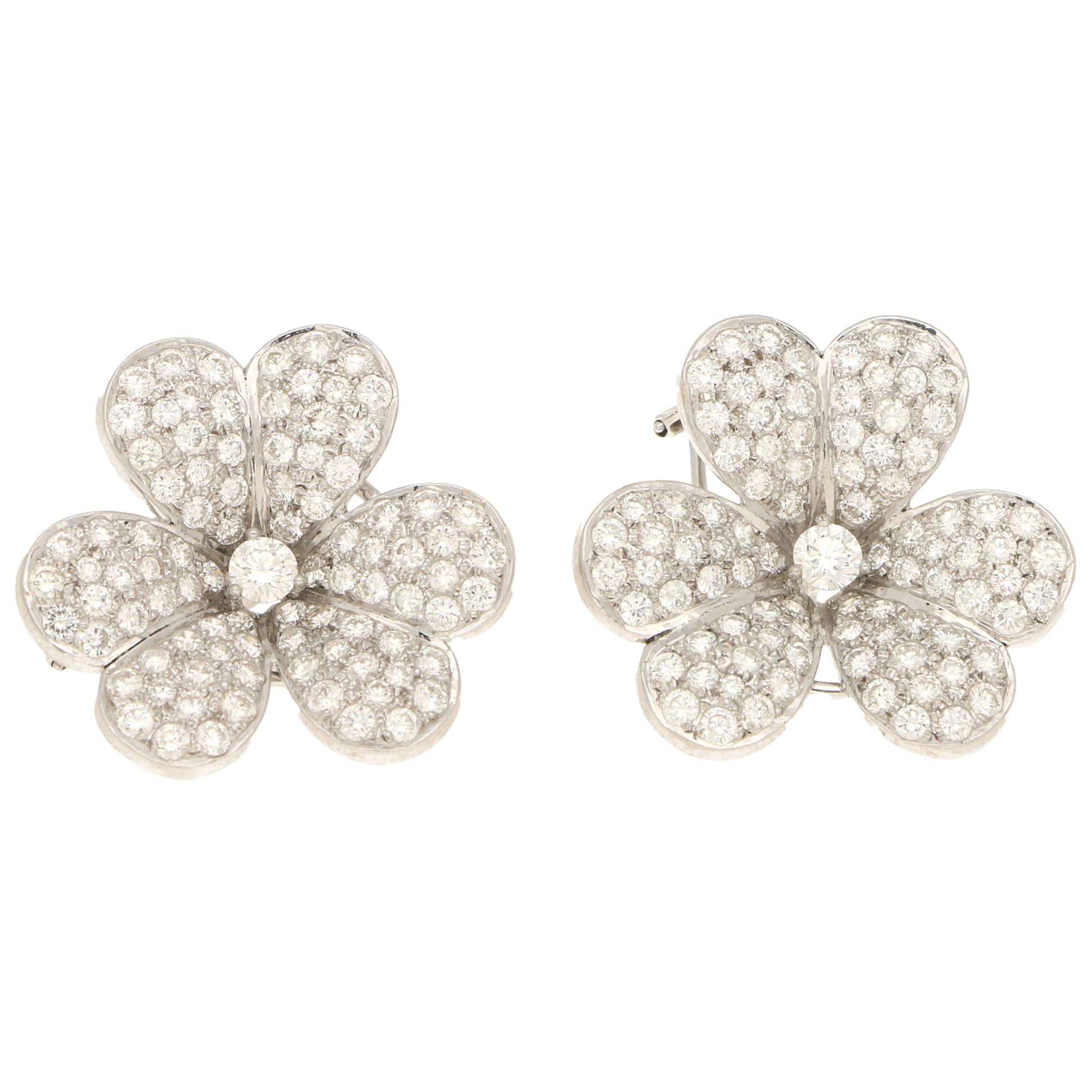 Diamond Clover Earrings Set in 18k White Gold 