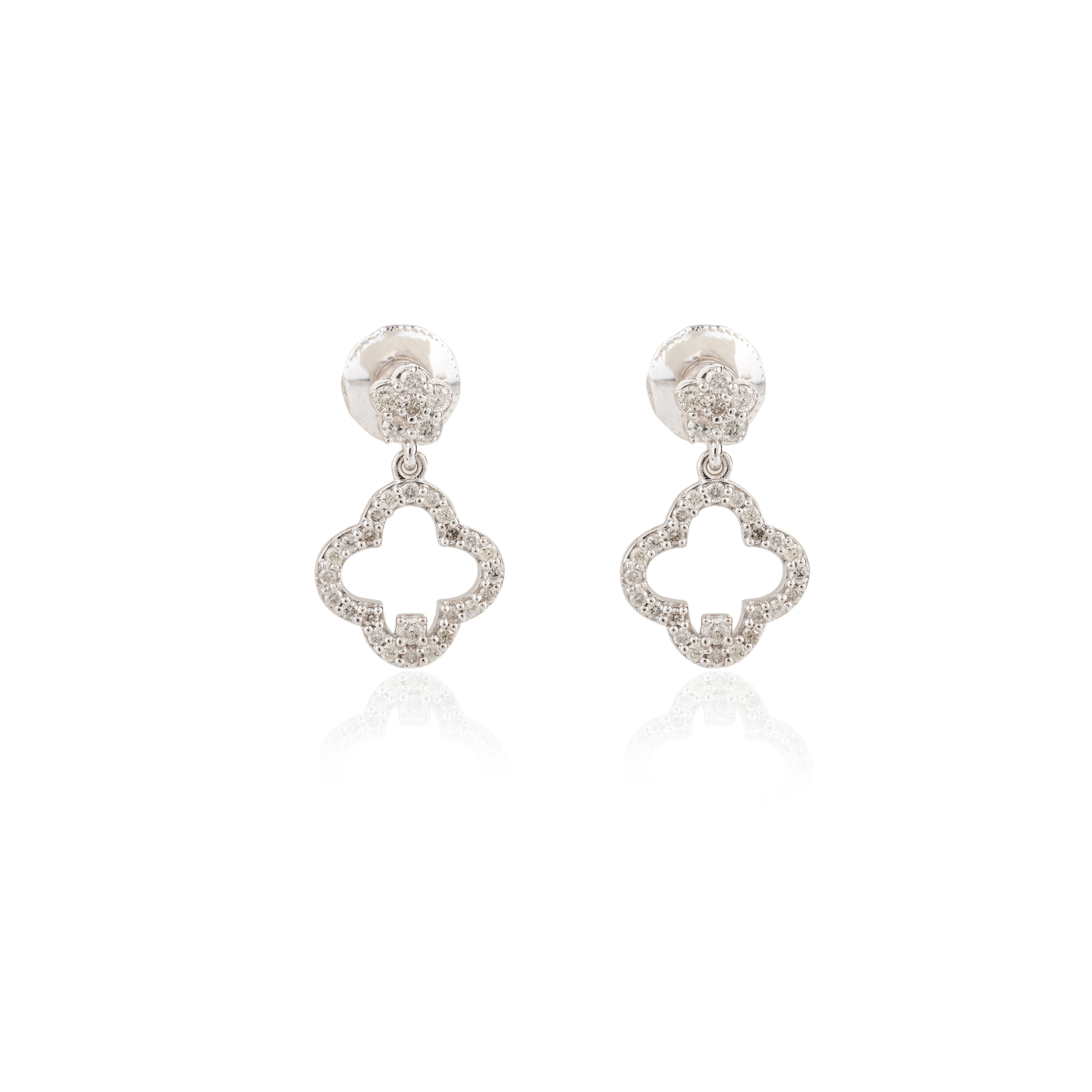 Modern Diamond Clover Earrings Set for Women 18 Karat Solid White Gold For Sale