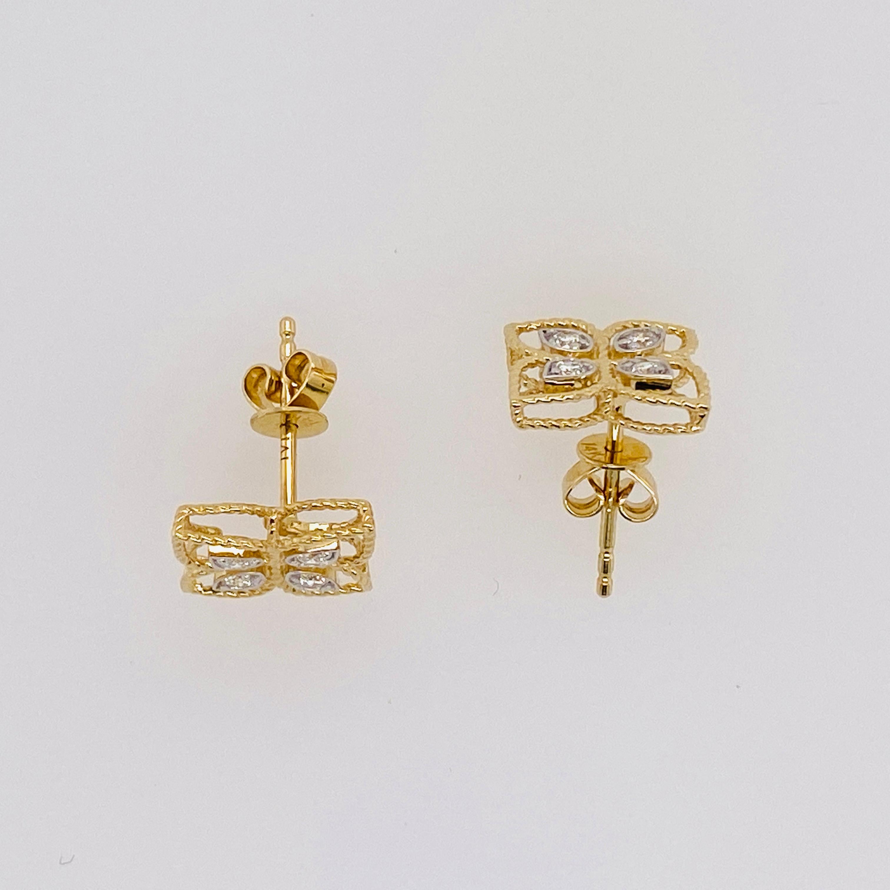 Contemporary Diamond Clover Earrings w Flower Design & 8 Diamonds .18 Carats 14K Yellow Gold For Sale