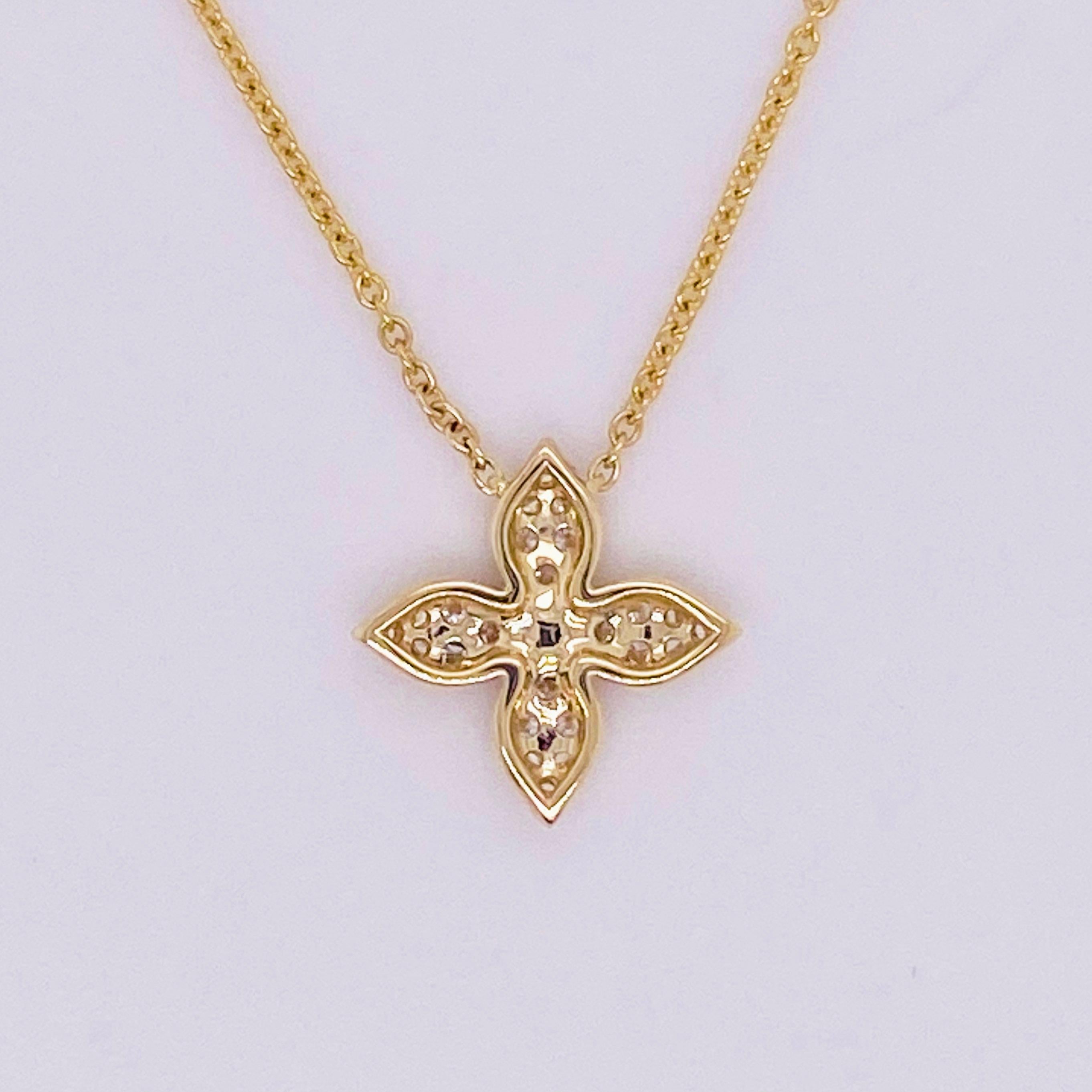 Diamant Klee-Halskette, 14 Karat Gold, Halsband, stapelbare Halskette, Blume im Zustand „Neu“ im Angebot in Austin, TX
