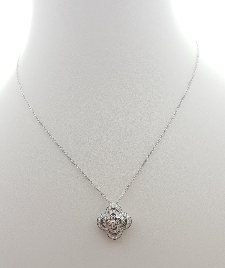 Diamond Clover Pendant Set in 18 Karat White Gold Settings For Sale at ...
