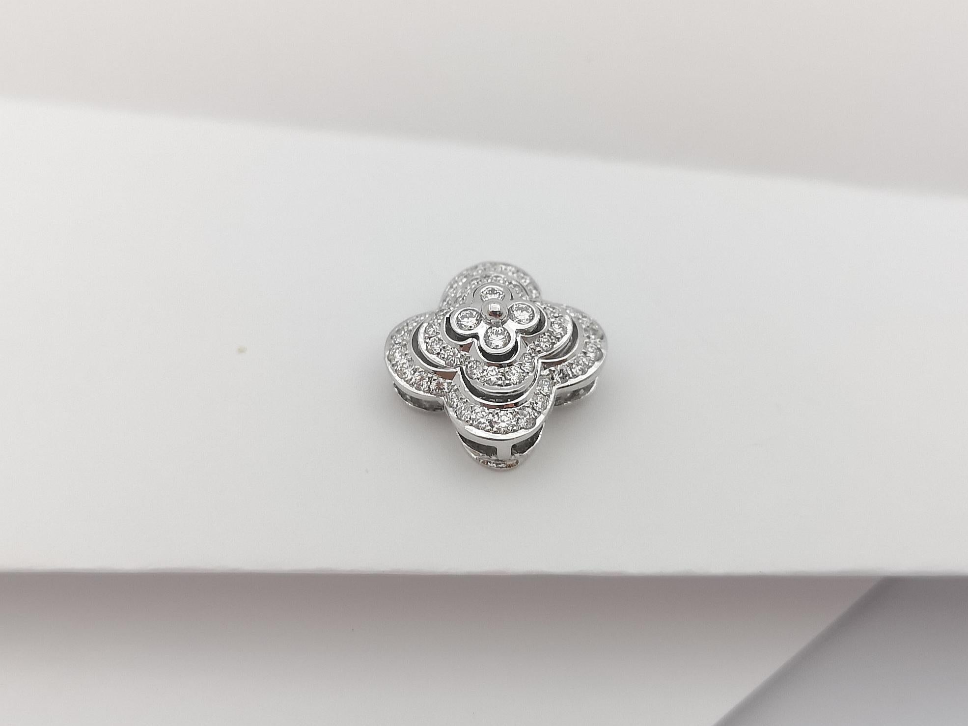 Brilliant Cut Diamond Clover Pendant Set in 18 Karat White Gold Settings For Sale