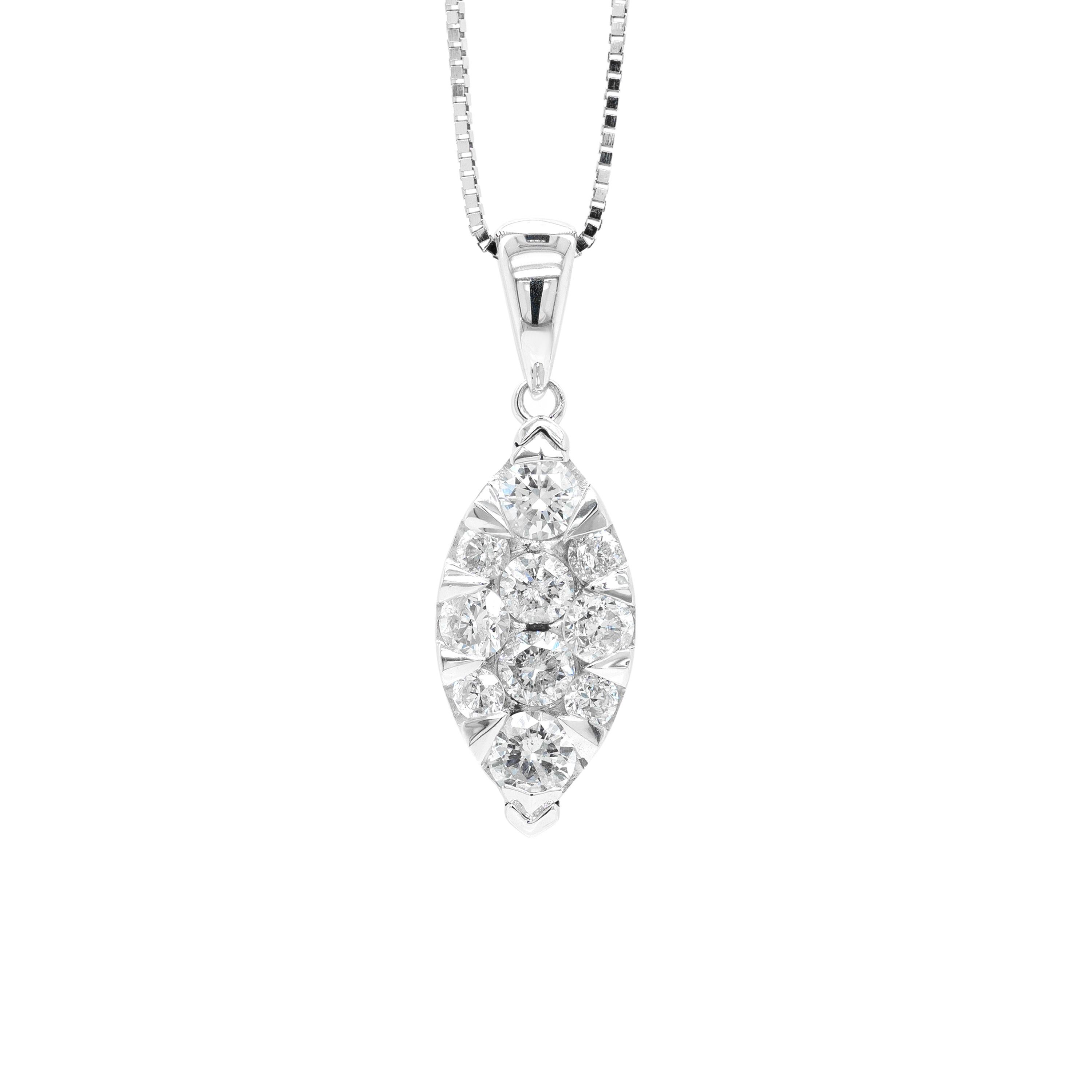 Modern Diamond Cluster 18 Carat White Gold Marquise Shape Earrings and Necklace Set For Sale