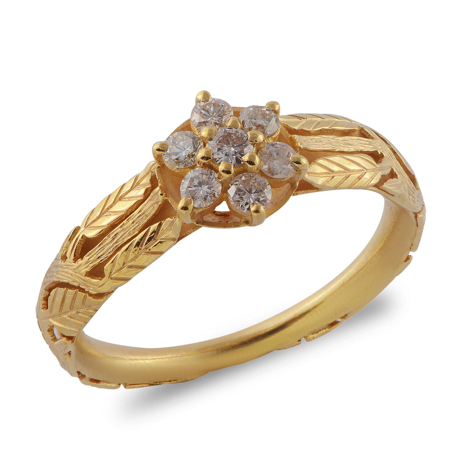 Diamond Cluster 18 Karat Gold Ring.


This divine diamond ring has been handmade in our workshops. It is made in 18k gold and is embedded with full cut diamonds. The shank has exquisite 
hand -engraving work on it using botanical motifs.

The ring