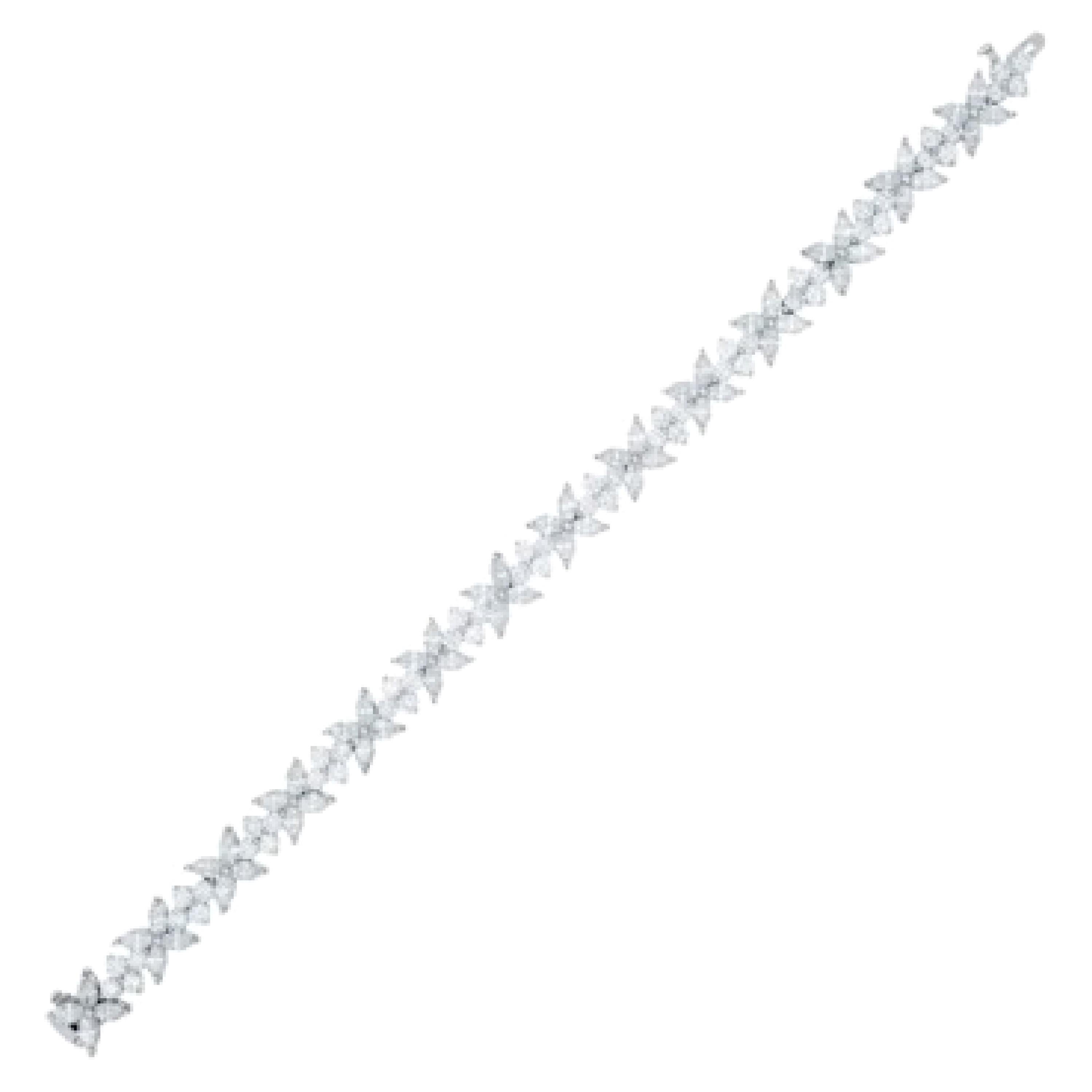 Diamond Cluster Bracelet in White Gold For Sale