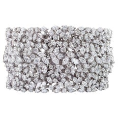Bracciale con diamanti a grappolo