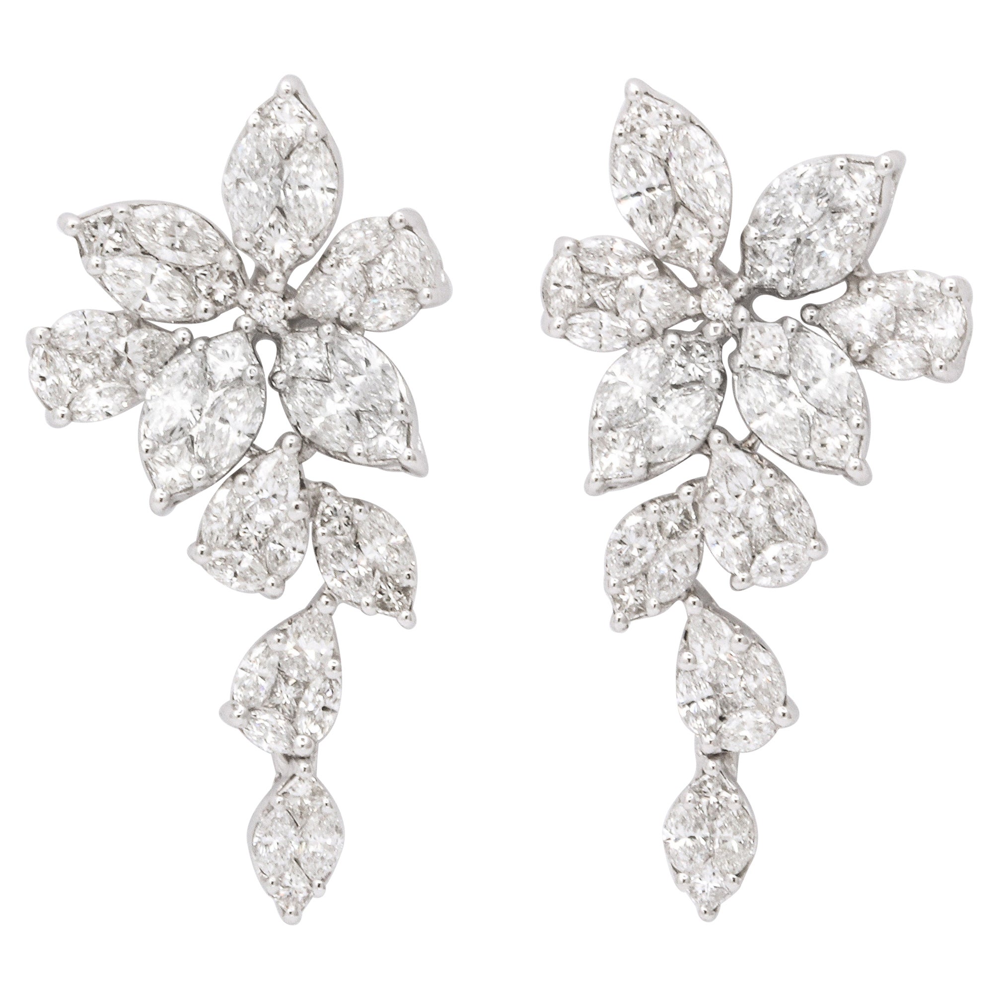 Diamond Cluster Dangle Drop Earring For Sale