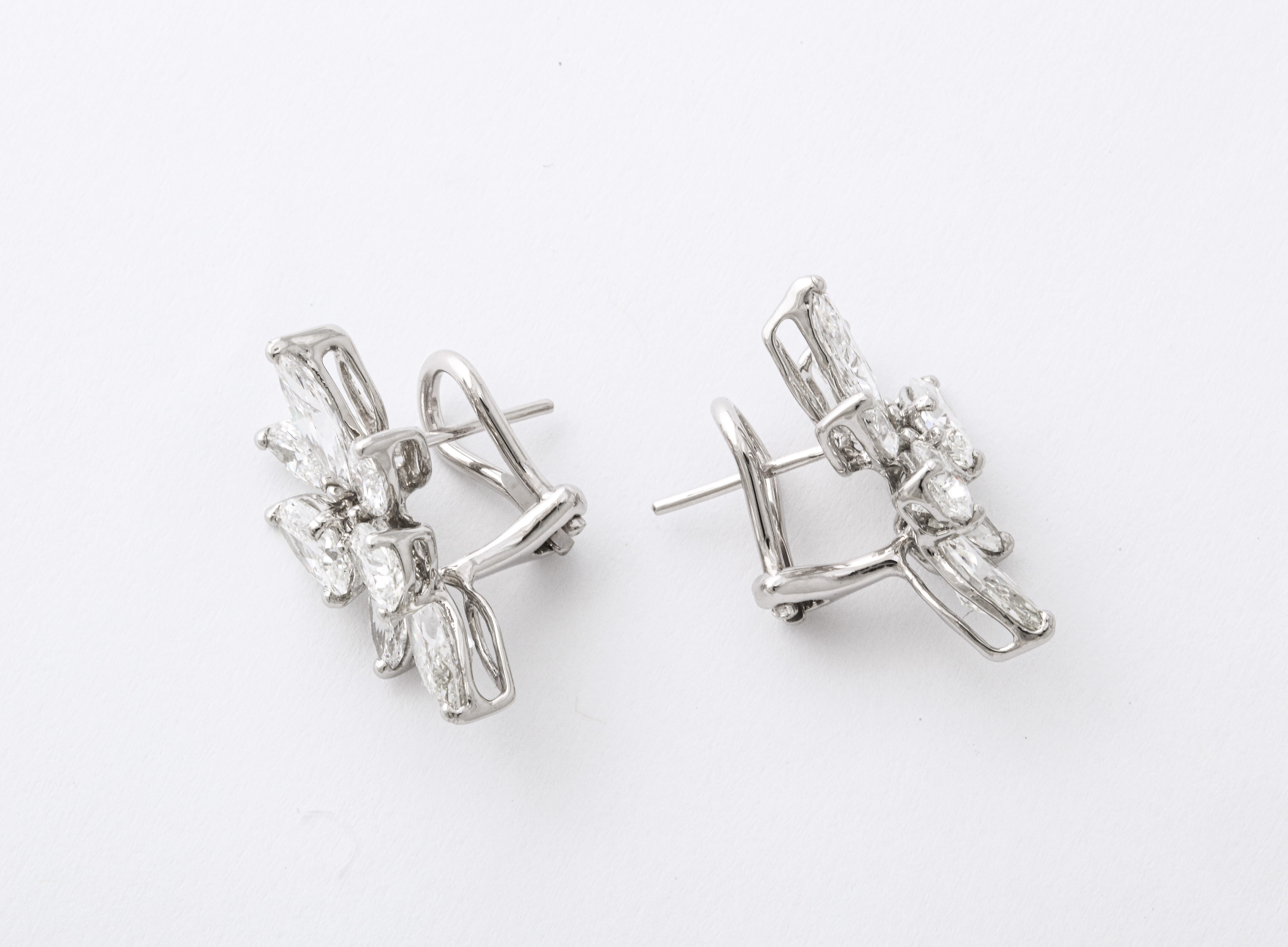 Boucles d'oreilles grappe de diamants en vente 2