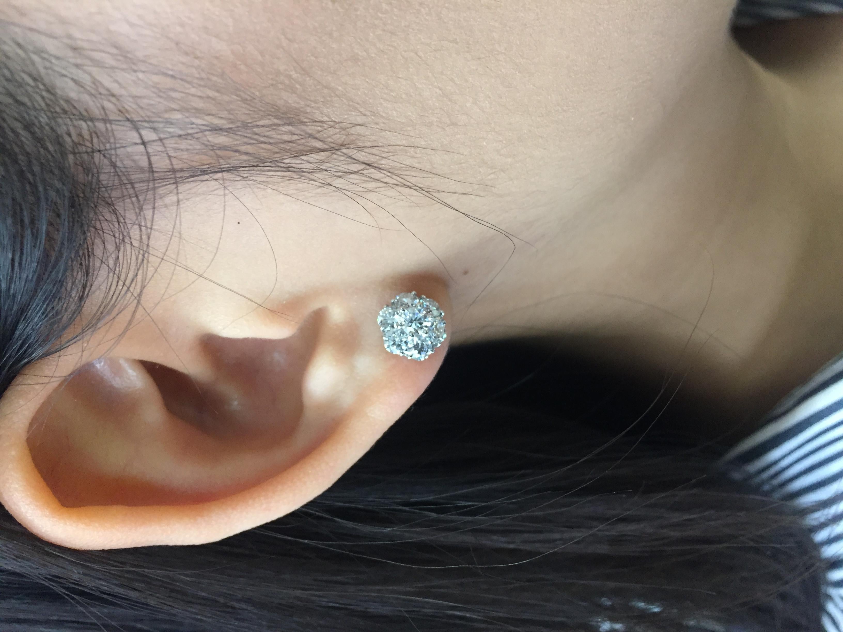 Platinum Diamond Flower Cluster Stud Earrings For Sale 1