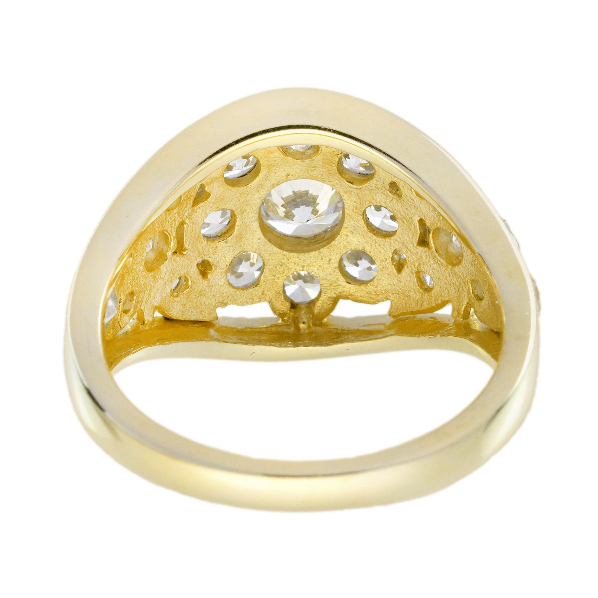Anello a cupola con cluster di diamanti in stile floreale edoardiano in oro bicolore 18 carati In condizioni Nuovo in vendita a Bangkok, TH