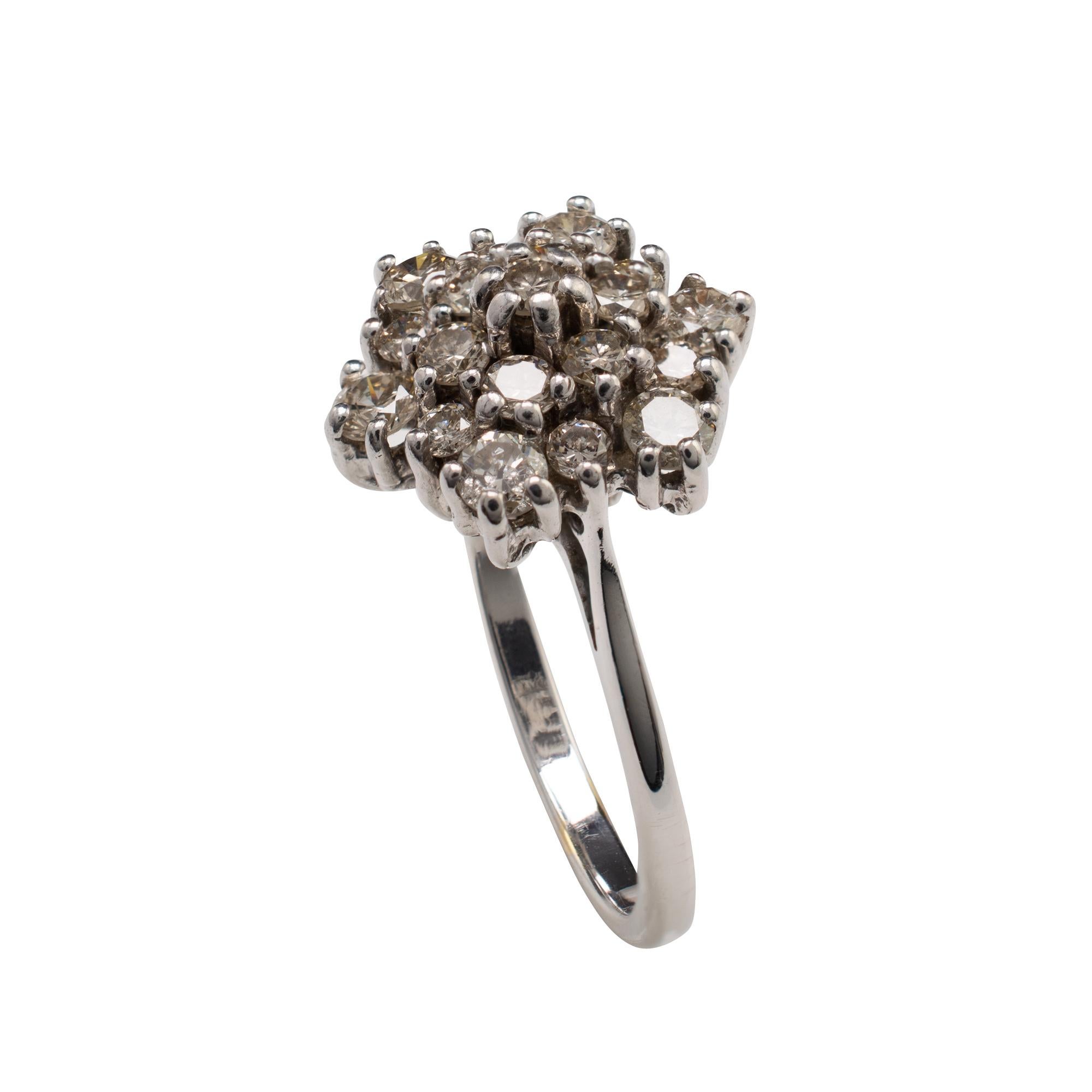 Round Cut Diamond Snowflake Cluster Ring, 18 karat White Gold - US Ring Size 7