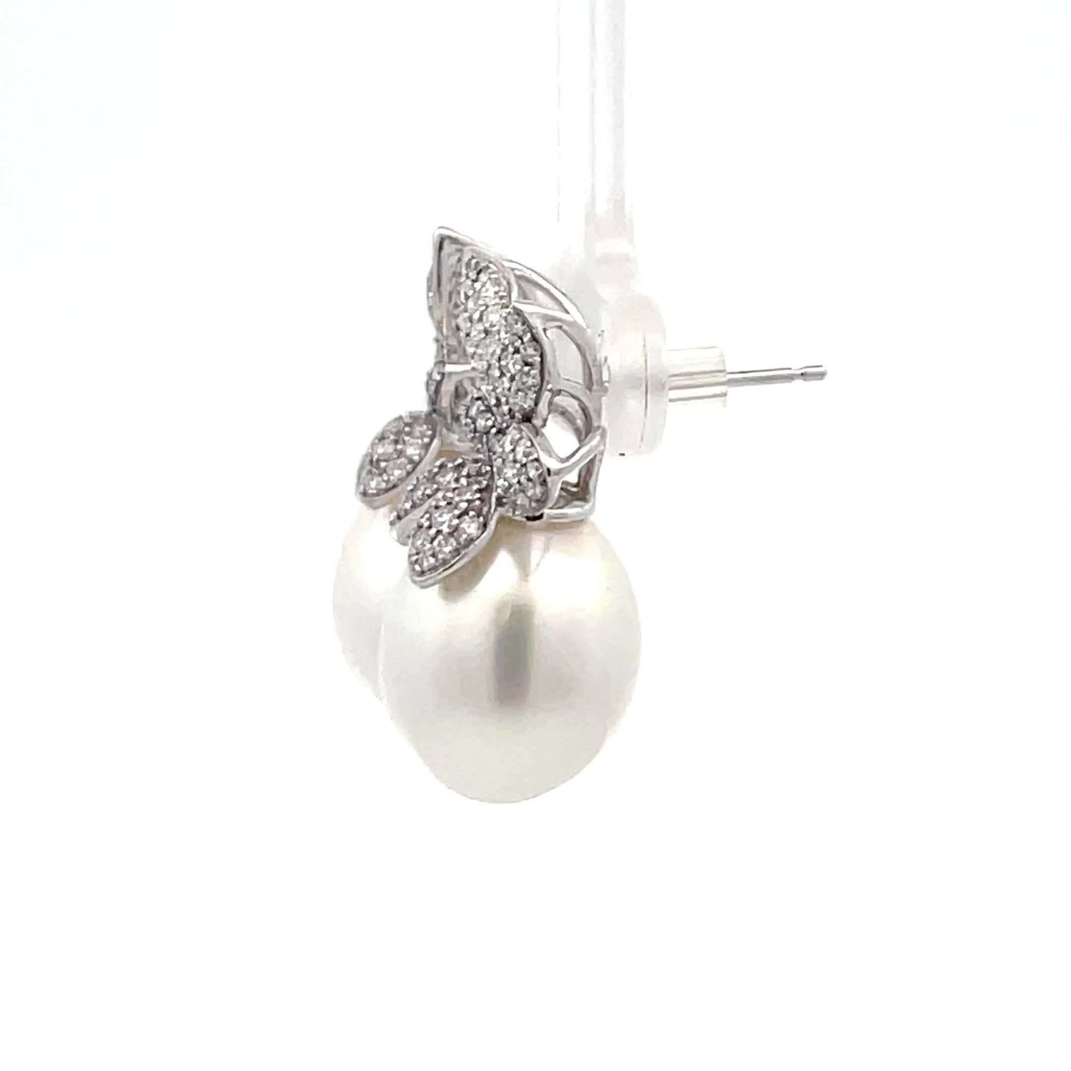 Diamant Cluster Floral Südsee Perle Tropfen Ohrringe 1,03 Karat 18 Karat (Zeitgenössisch) im Angebot