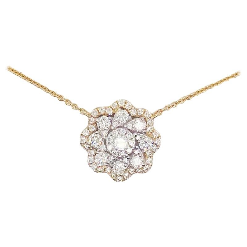Collier fleur en or jaune 14 carats avec pendentif en forme de pavé de diamants et diamants