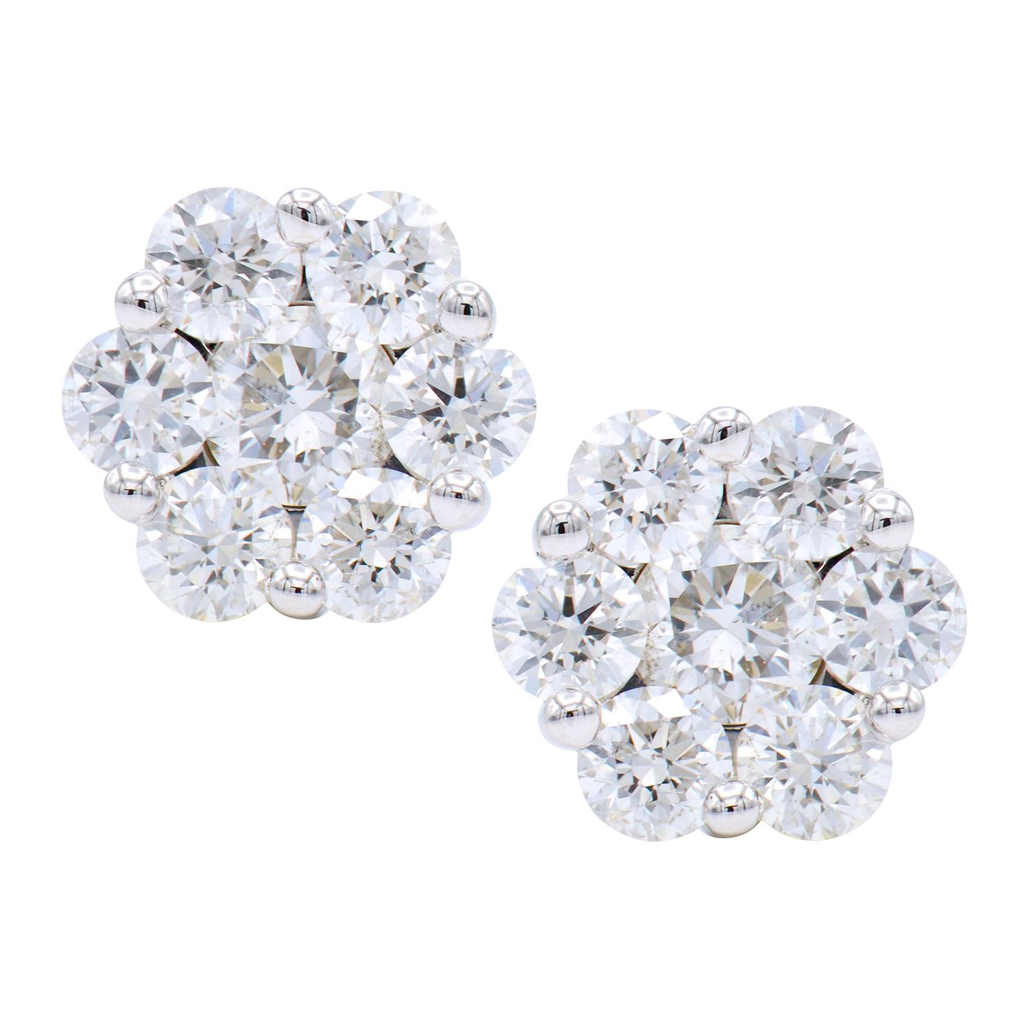 Diamond Cluster Flower Stud Earrings 1.04 Carats 14 Karat White Gold 1.6 Grams For Sale