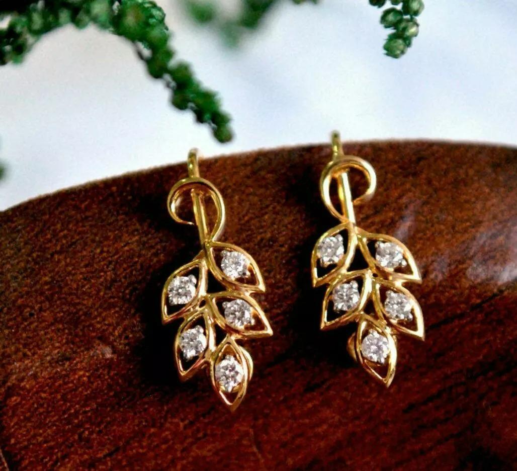 Diamant Cluster Huggies Ohrring Blatt Weinrebe 14k Gold im Zustand „Neu“ im Angebot in Chicago, IL