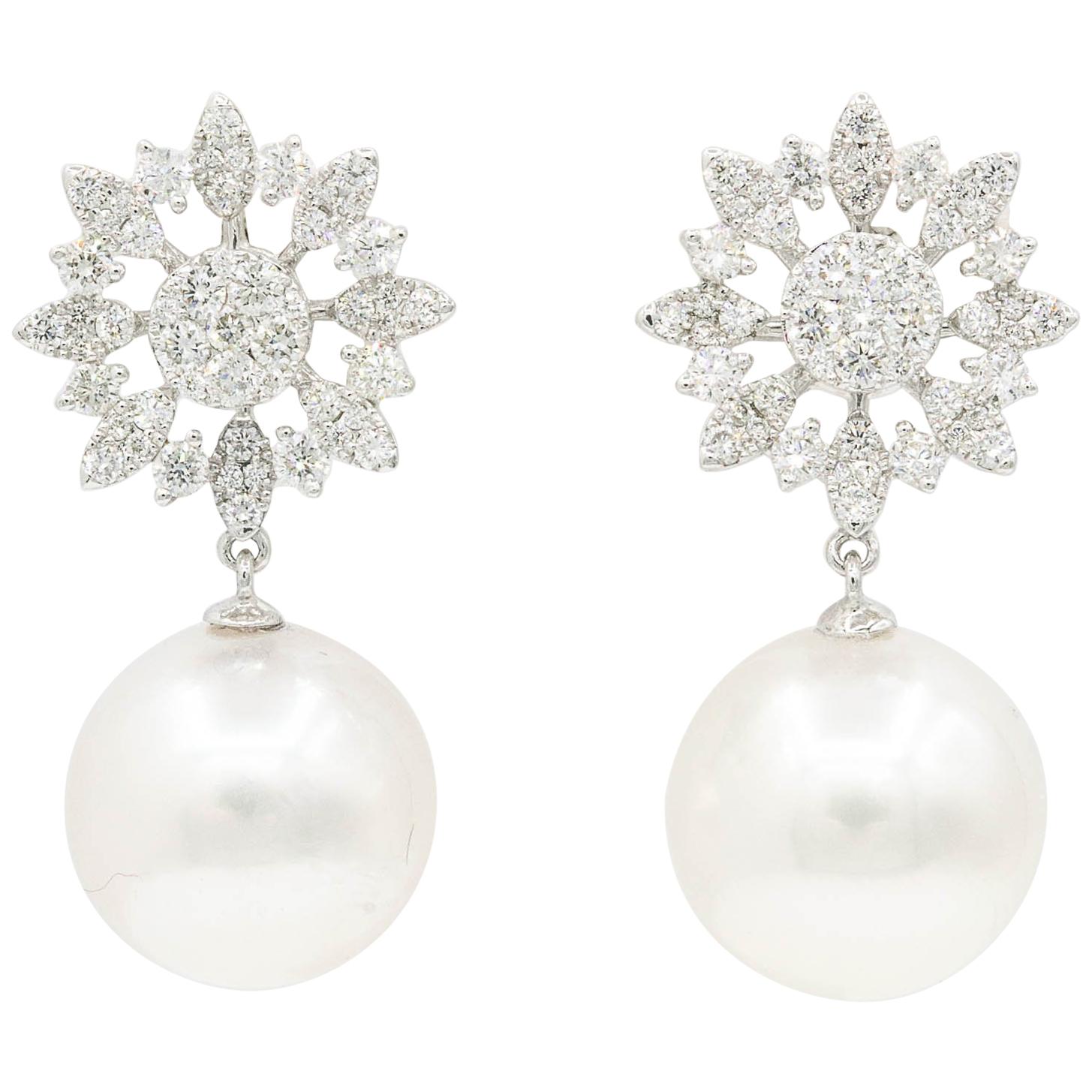 Pendientes Colgantes de Racimo de Diamantes en Forma de Estrella Marquesa con Perlas del Mar del Sur