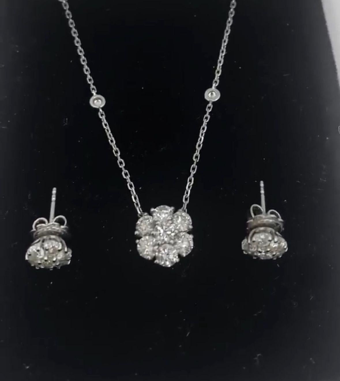 De las mujeres Collar Colgante Racimo de Diamantes en Oro Amarillo de 14 quilates, 0,80 quilates en venta