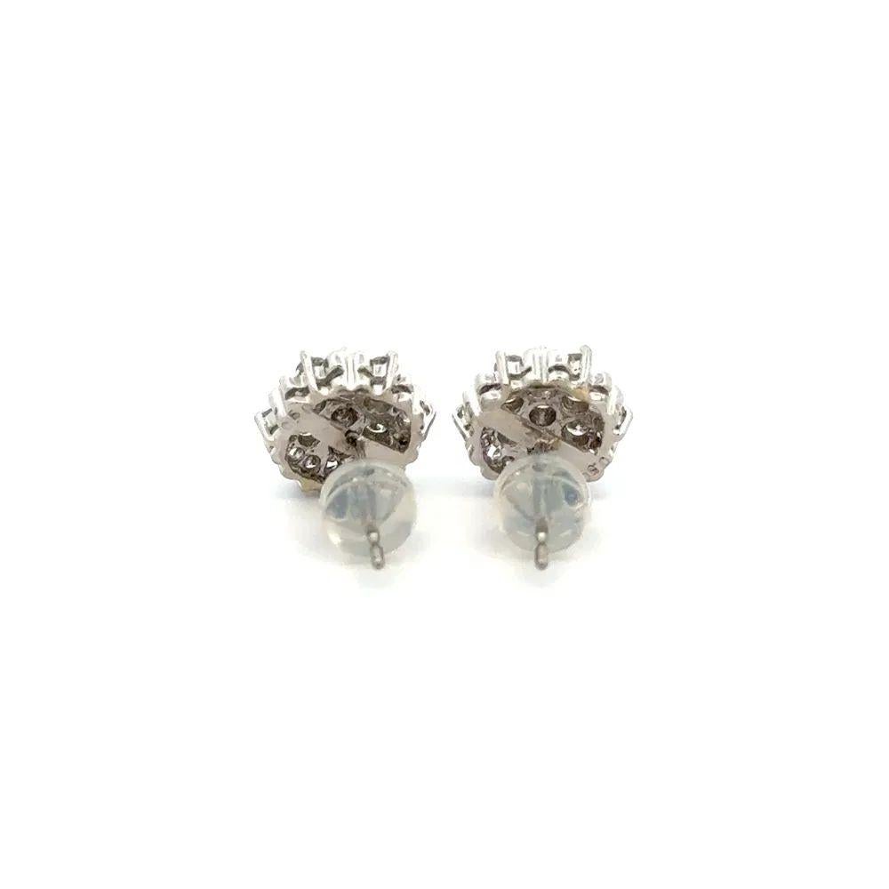 Diamond Cluster Platinum Vintage Stud Earrings Estate Fine Jewelry (Brillantschliff) im Angebot