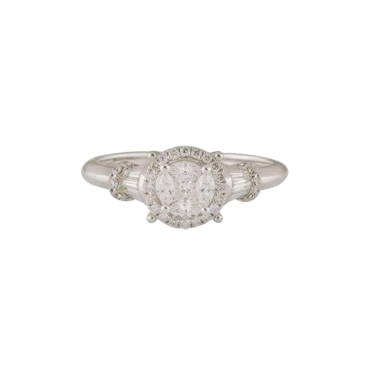 Round Cut Diamond Cluster Ring 0.71ct For Sale