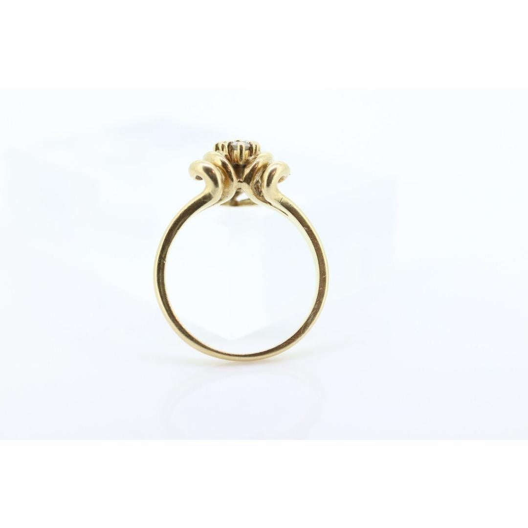 Women's Diamond Cluster Ring. 14k yellow gold Engagement Ring. Marquise Diamond cluster For Sale