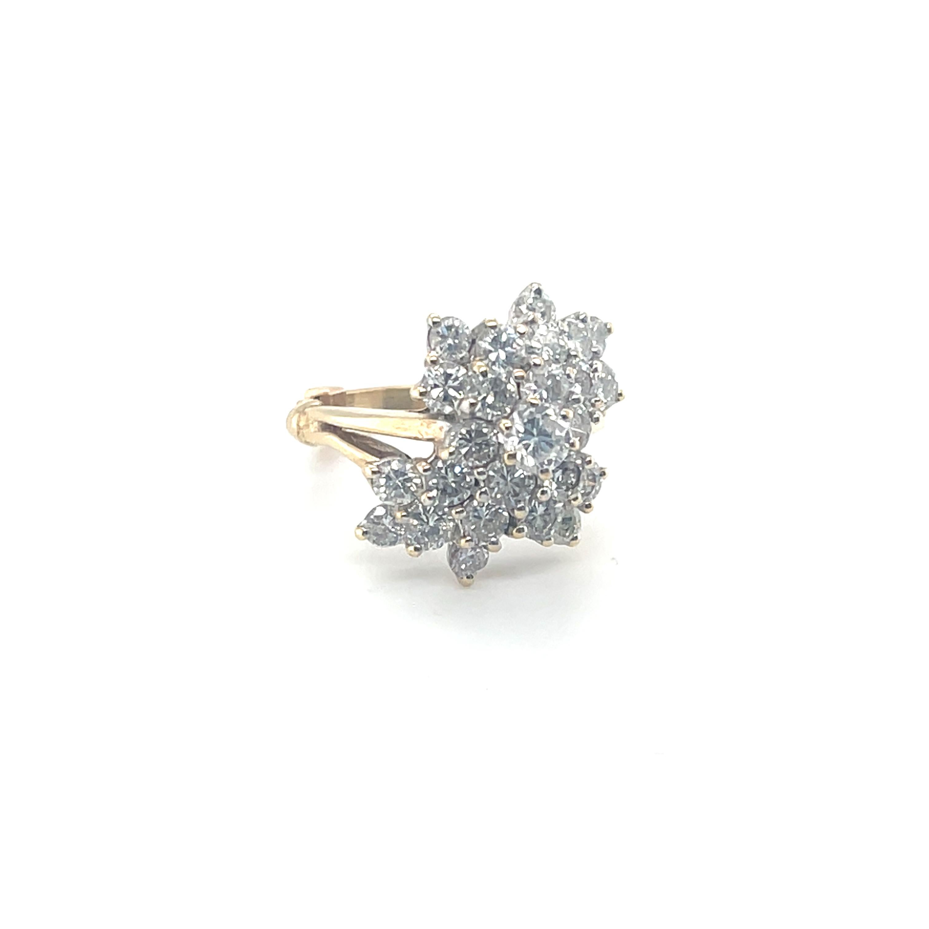 Diamond Cluster Ring 2.5 Ct G-H VS in 14kt White & Yellow Gold Adjustable For Sale 5