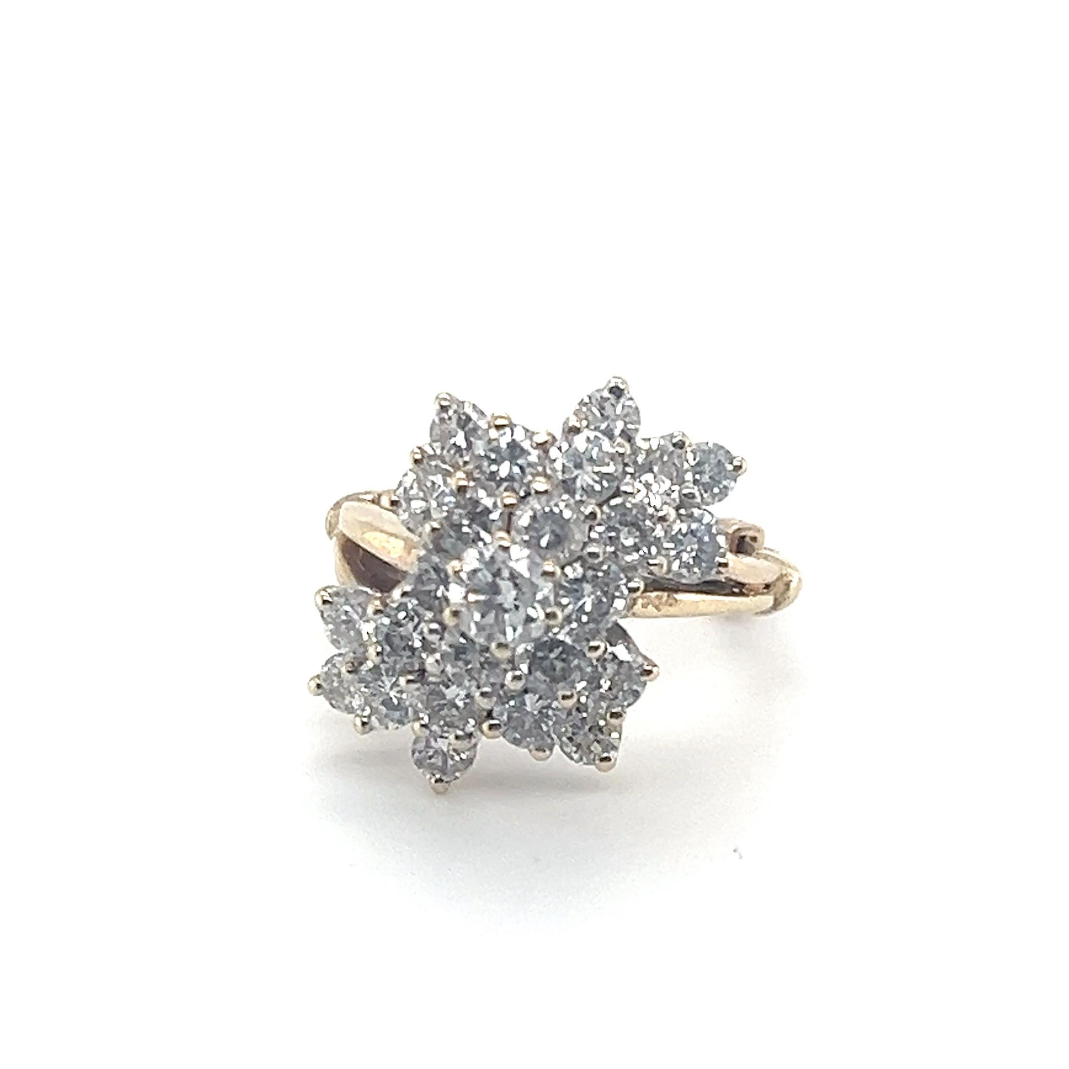 Women's or Men's Diamond Cluster Ring 2.5 Ct G-H VS in 14kt White & Yellow Gold Adjustable For Sale