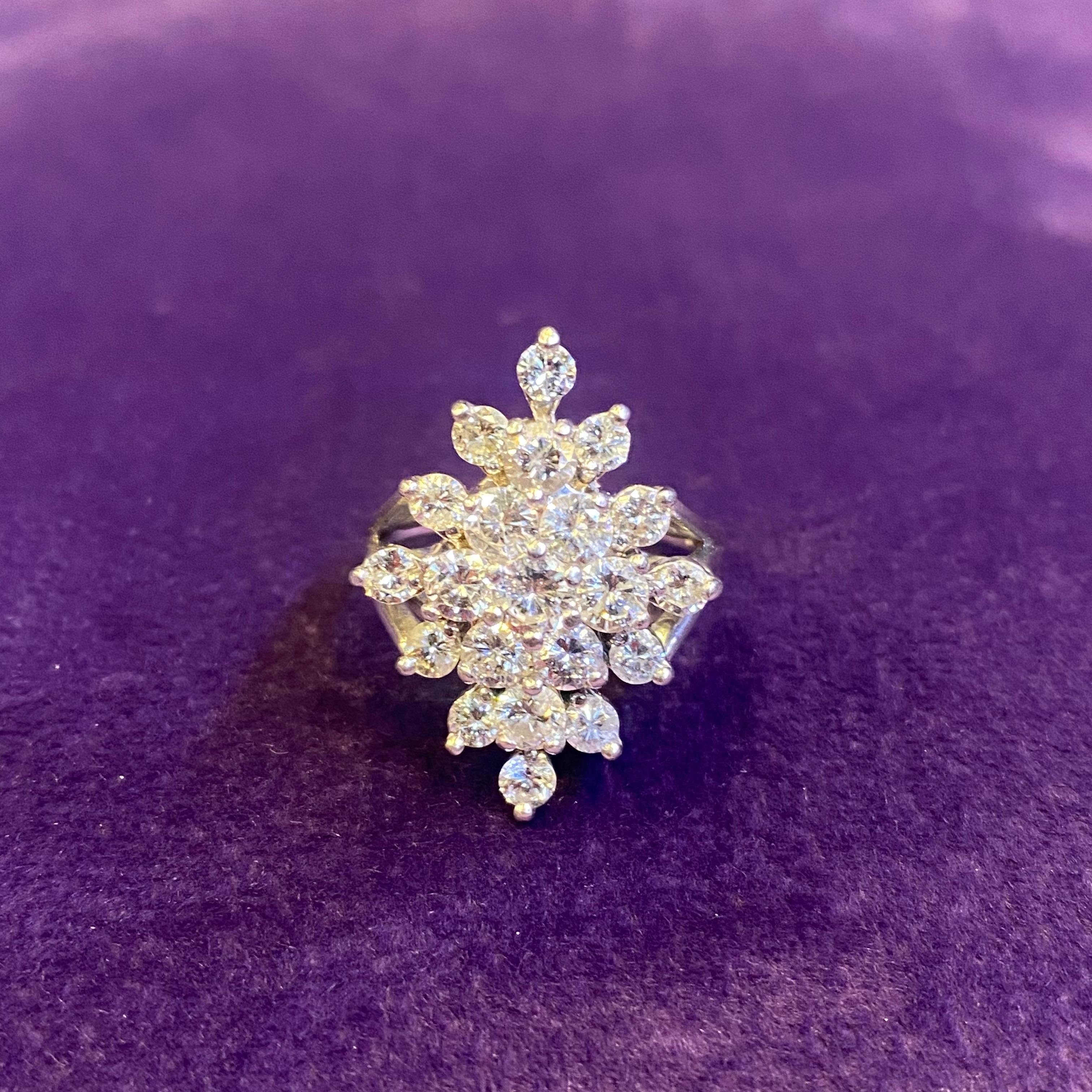 Diamant-Cluster-Ring im Angebot 1