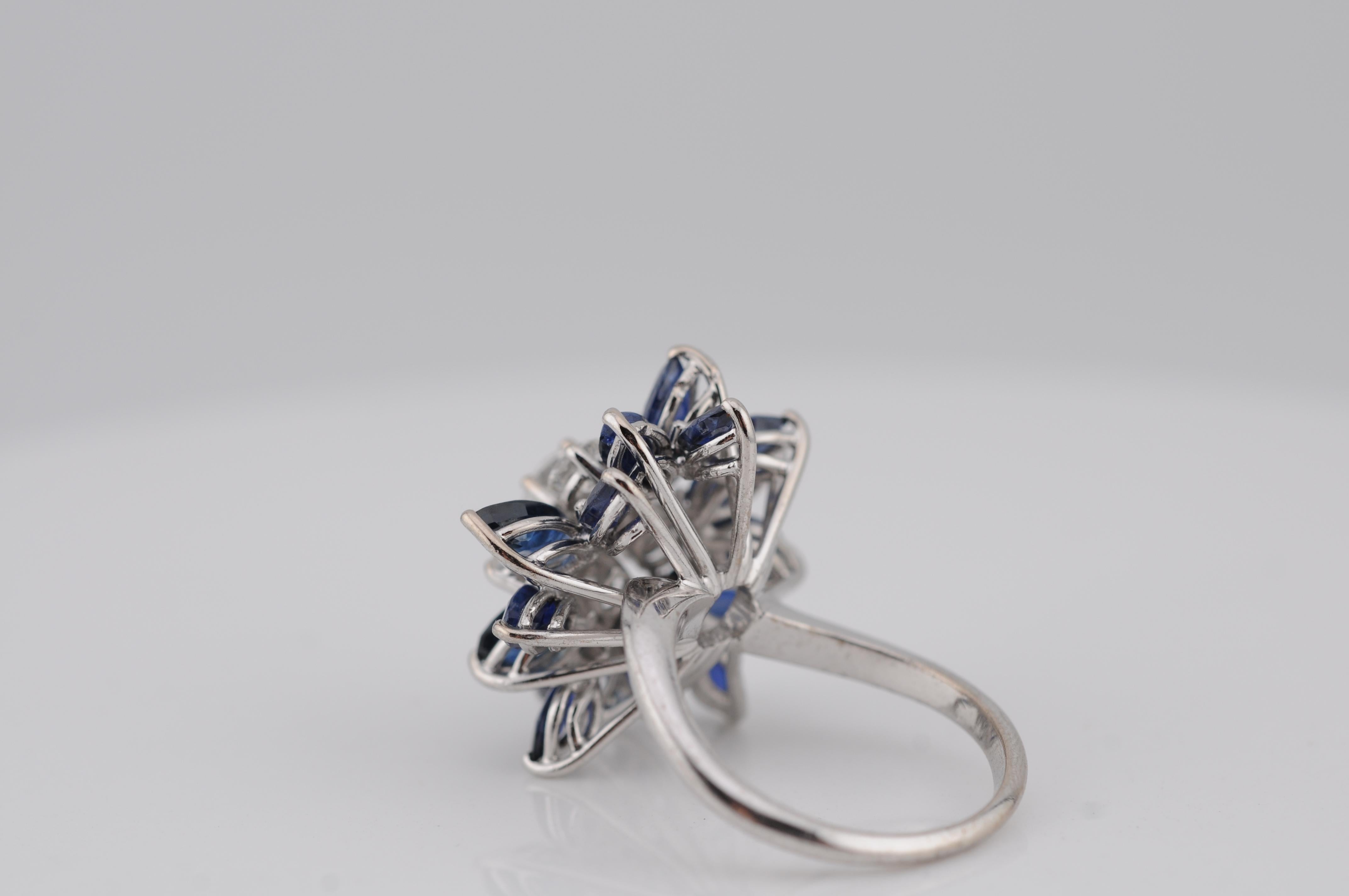 Diamant-Cluster-Ring aus 18k Weißgold im Angebot 6