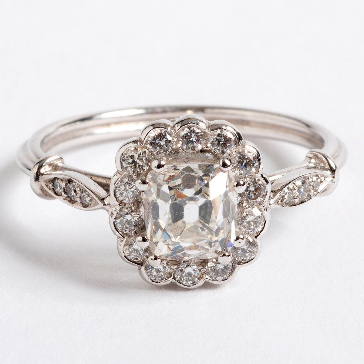 Diamond Cluster Ring, Platinum Band, Round Cut Diamonds In Excellent Condition For Sale In Canterbury, GB