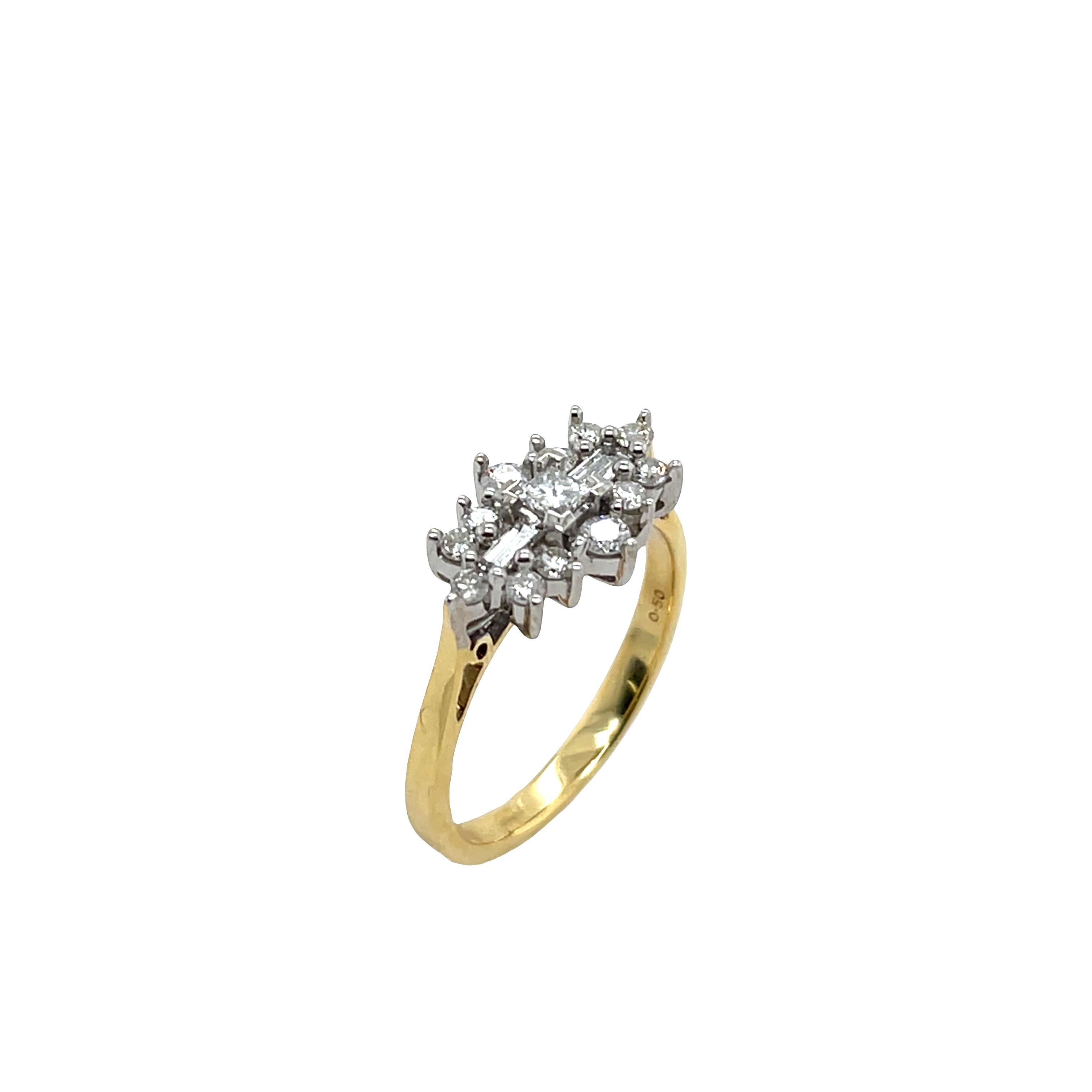 Diamant-Cluster-Ring mit 0,50ct in 18ct Gelb- und Weißgold im Angebot 1