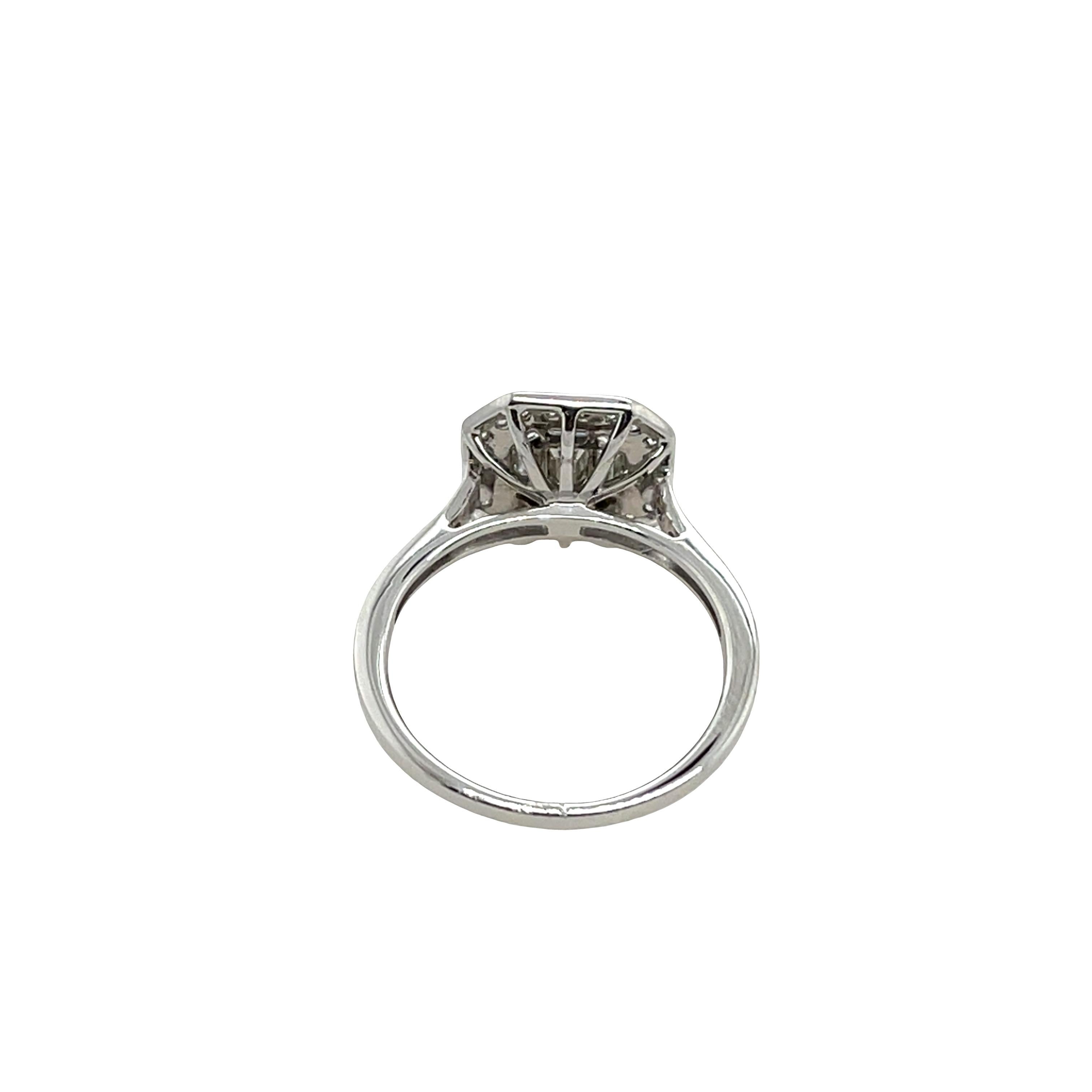 Bague en or blanc 18 ct avec 1,0 ct de diamant en grappe en vente 3