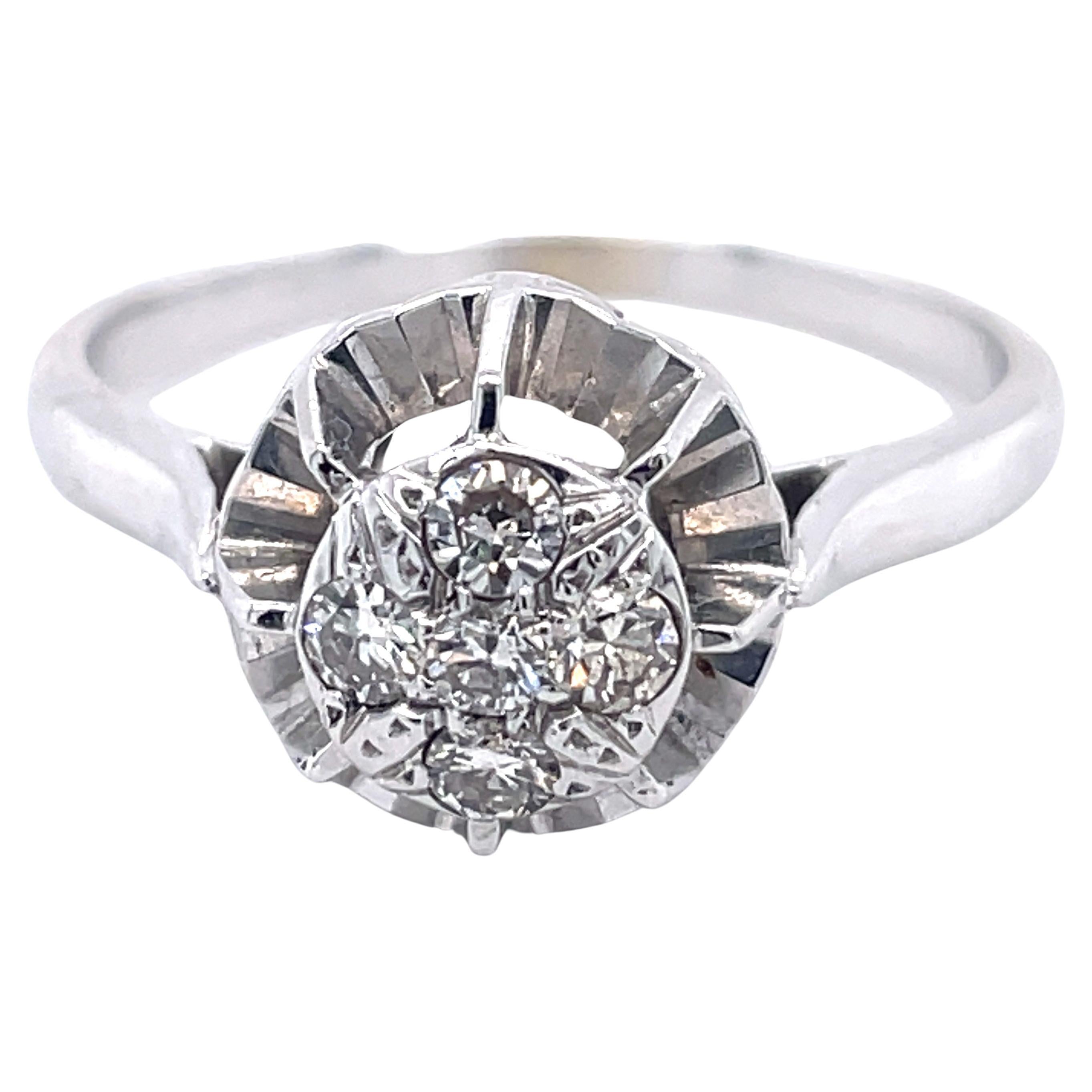 Diamond Cluster Ring, White gold 18K, 0.2ct Diamonds, Reflector Detailed Ring For Sale